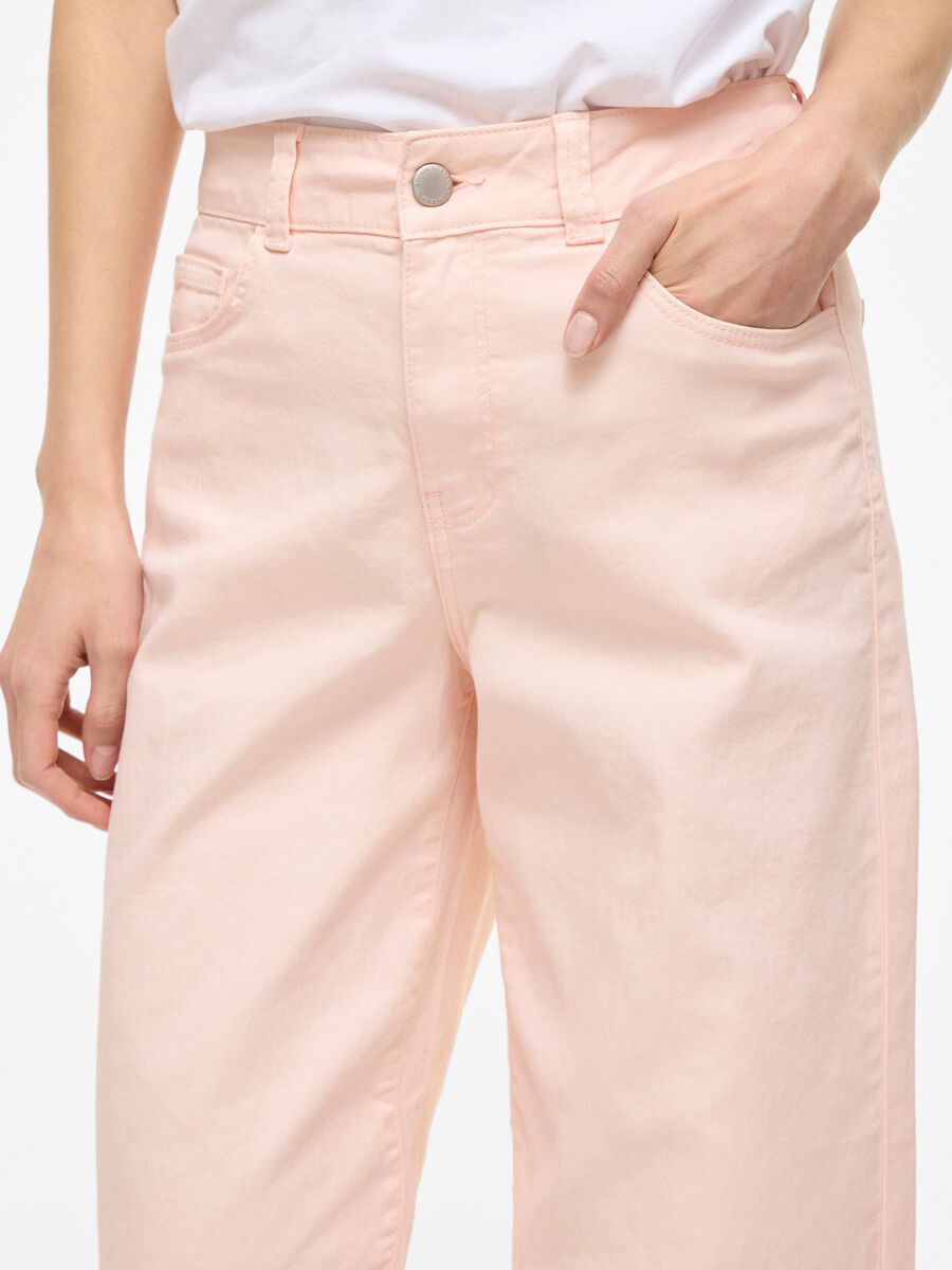 Viemma Hw Wide Jeans Nus Cherry Blossom. Ljust rosa jeans i en rak modell.