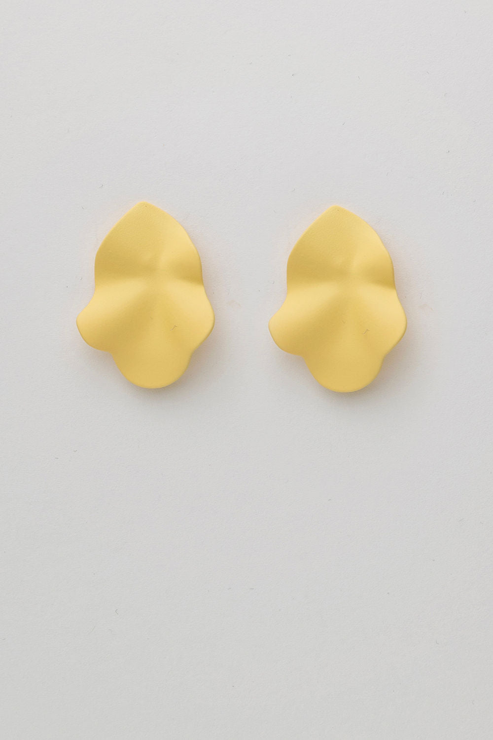 Lip Earrings Small