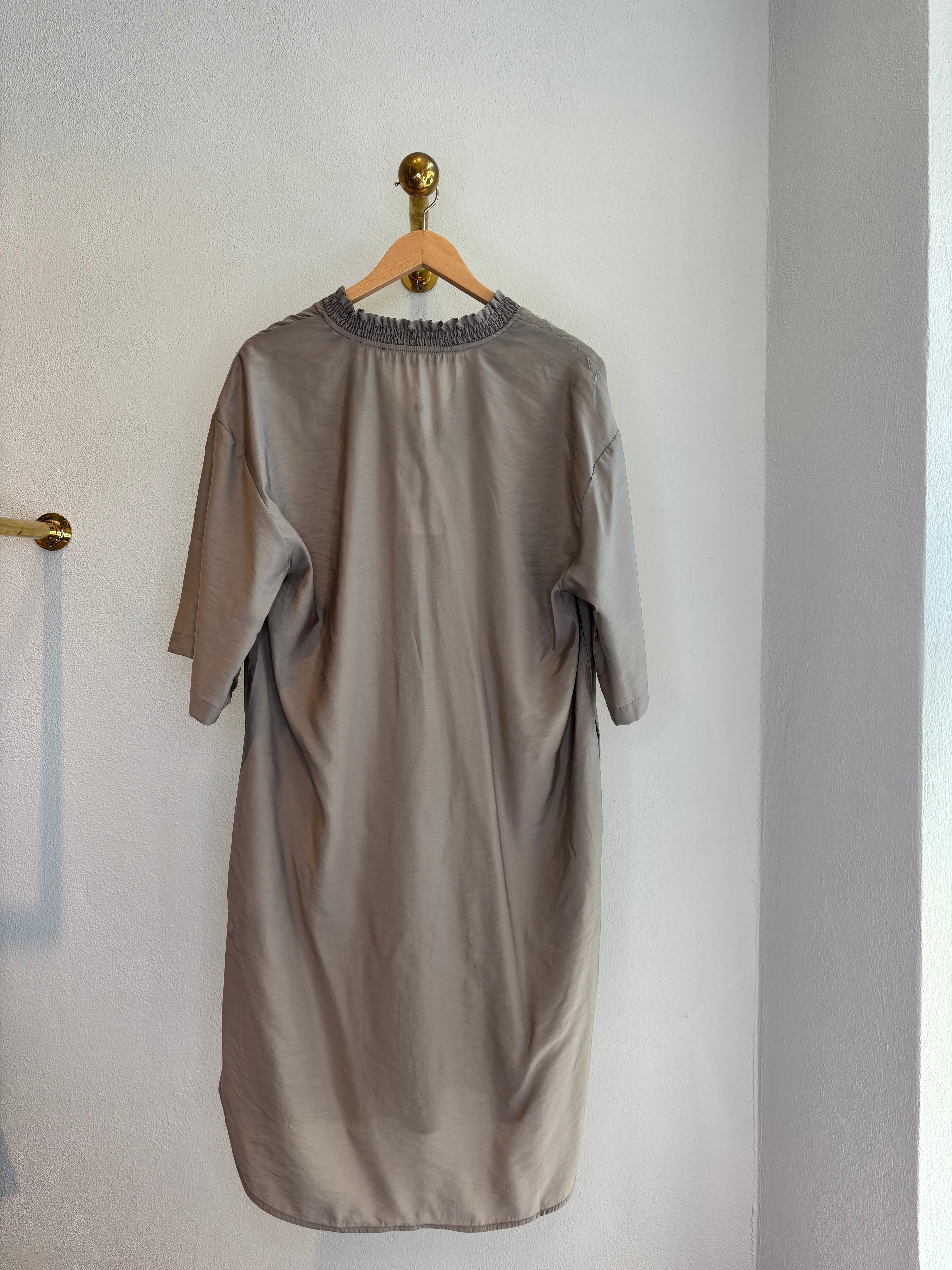 Callumcc Pleat Tunic V-Dress Taupe