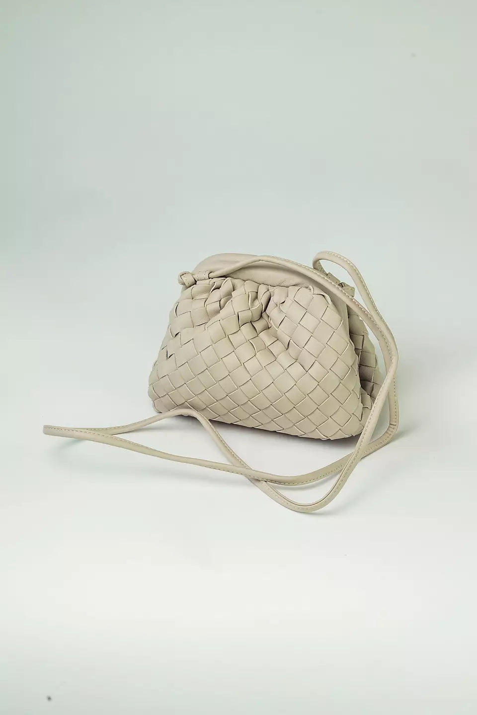 Dumpling Bag Braided Offwhite