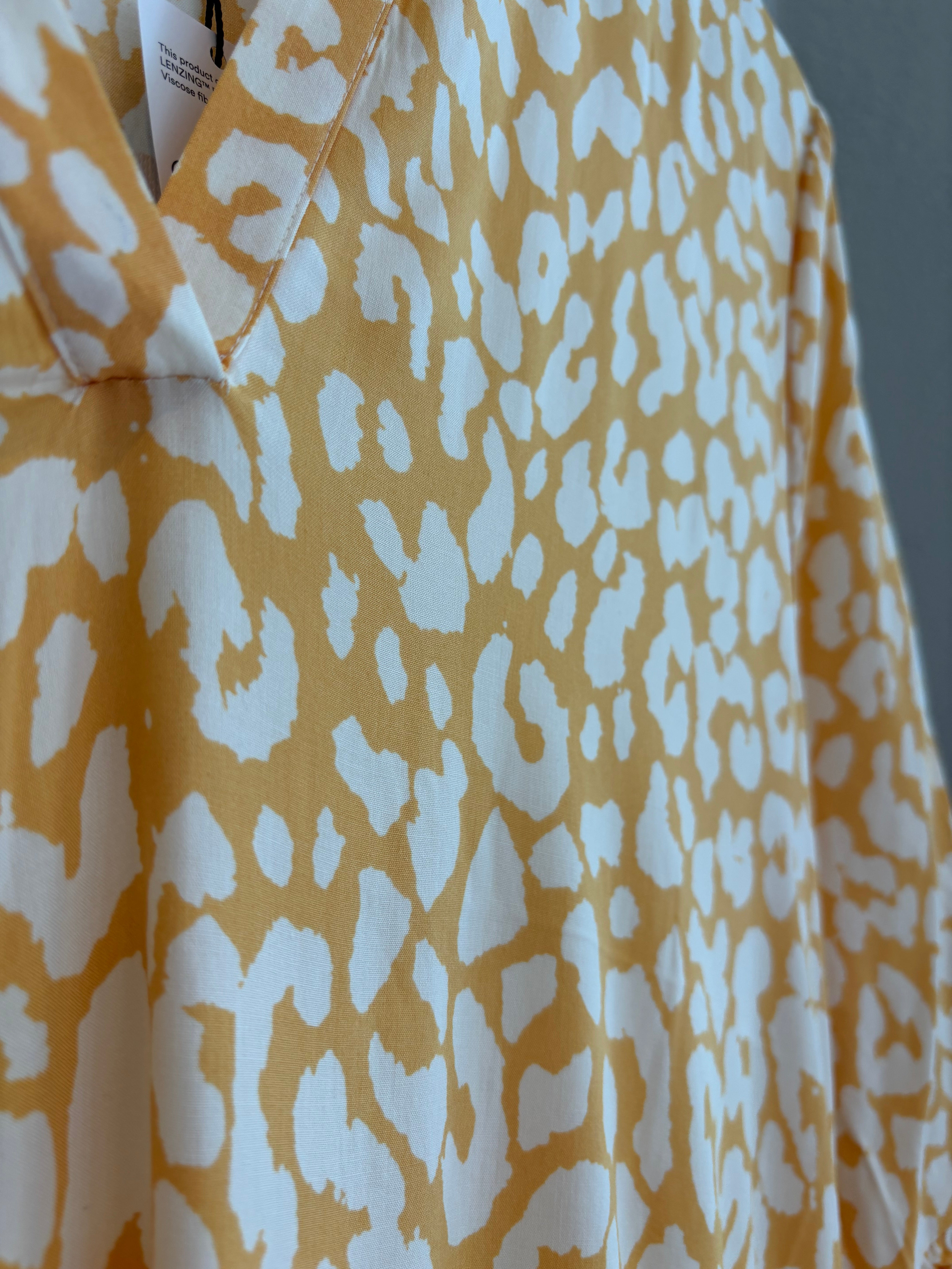 Eda Dress Golden Apricot Leopard