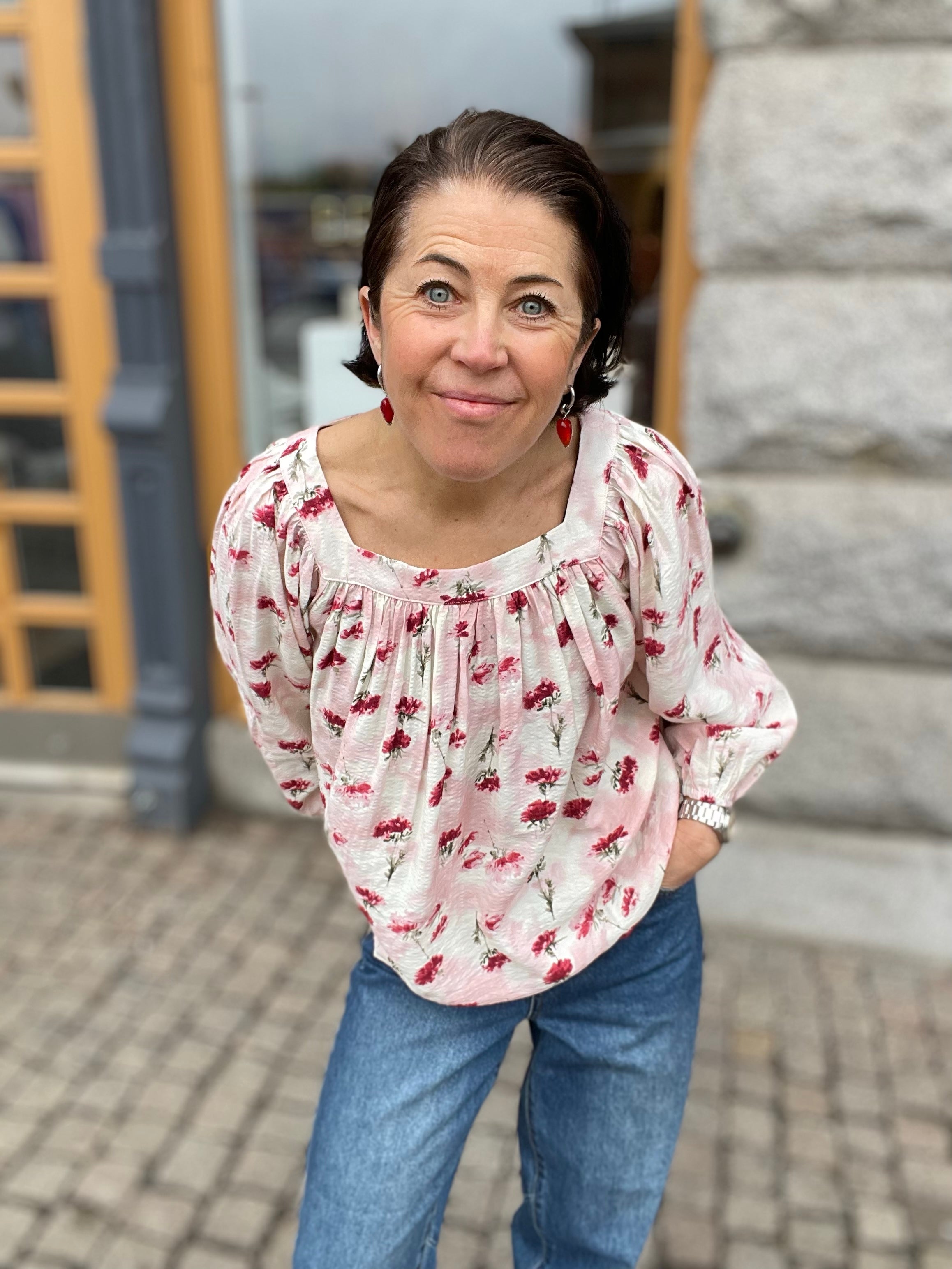 Manny Blouse Romance