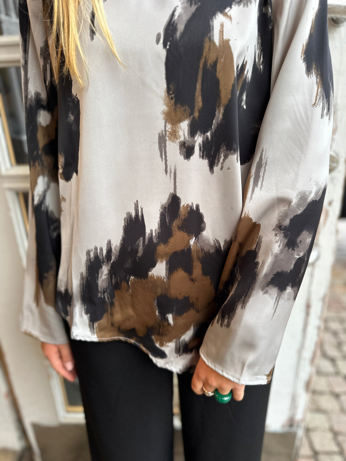 Objchilli Long Sleeve Asymmetric Top 146 Nd Opal Gray Carafe Black