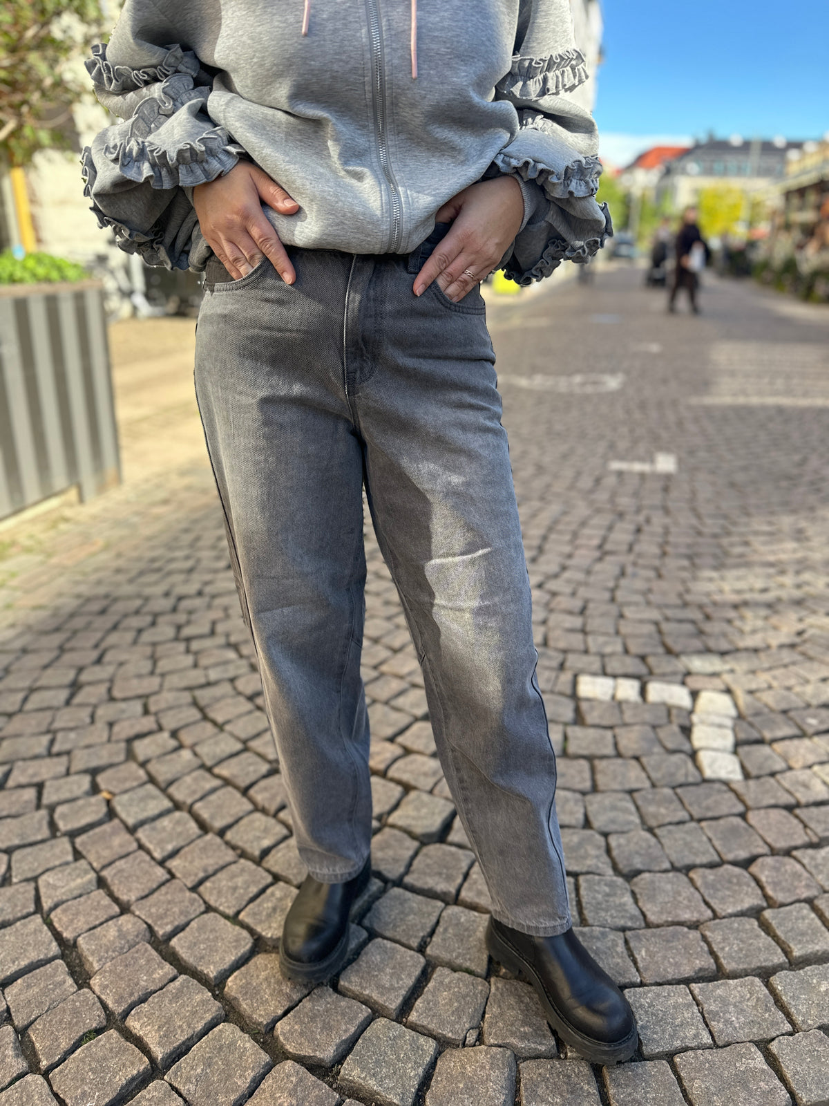 Objmiu Zoe Barrel Ankle Jeans Medium Grey Denim