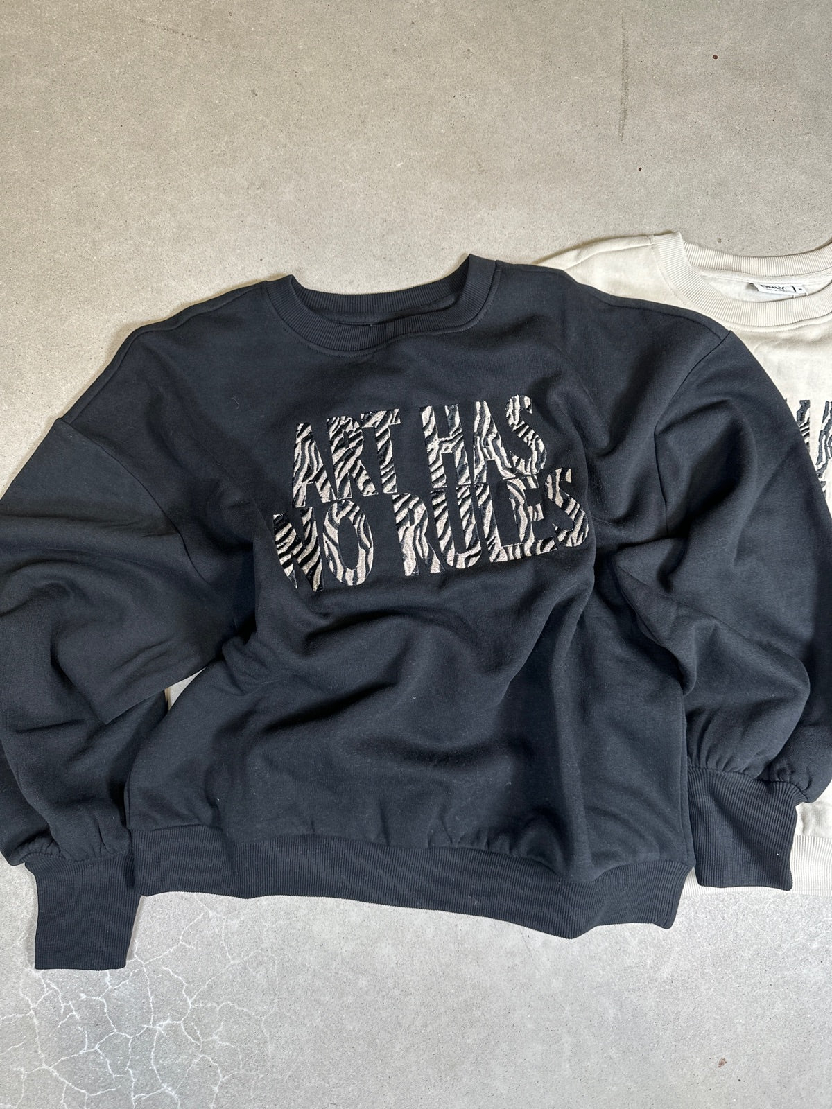 Onlellie Long Sleeve O Neck Black Rules