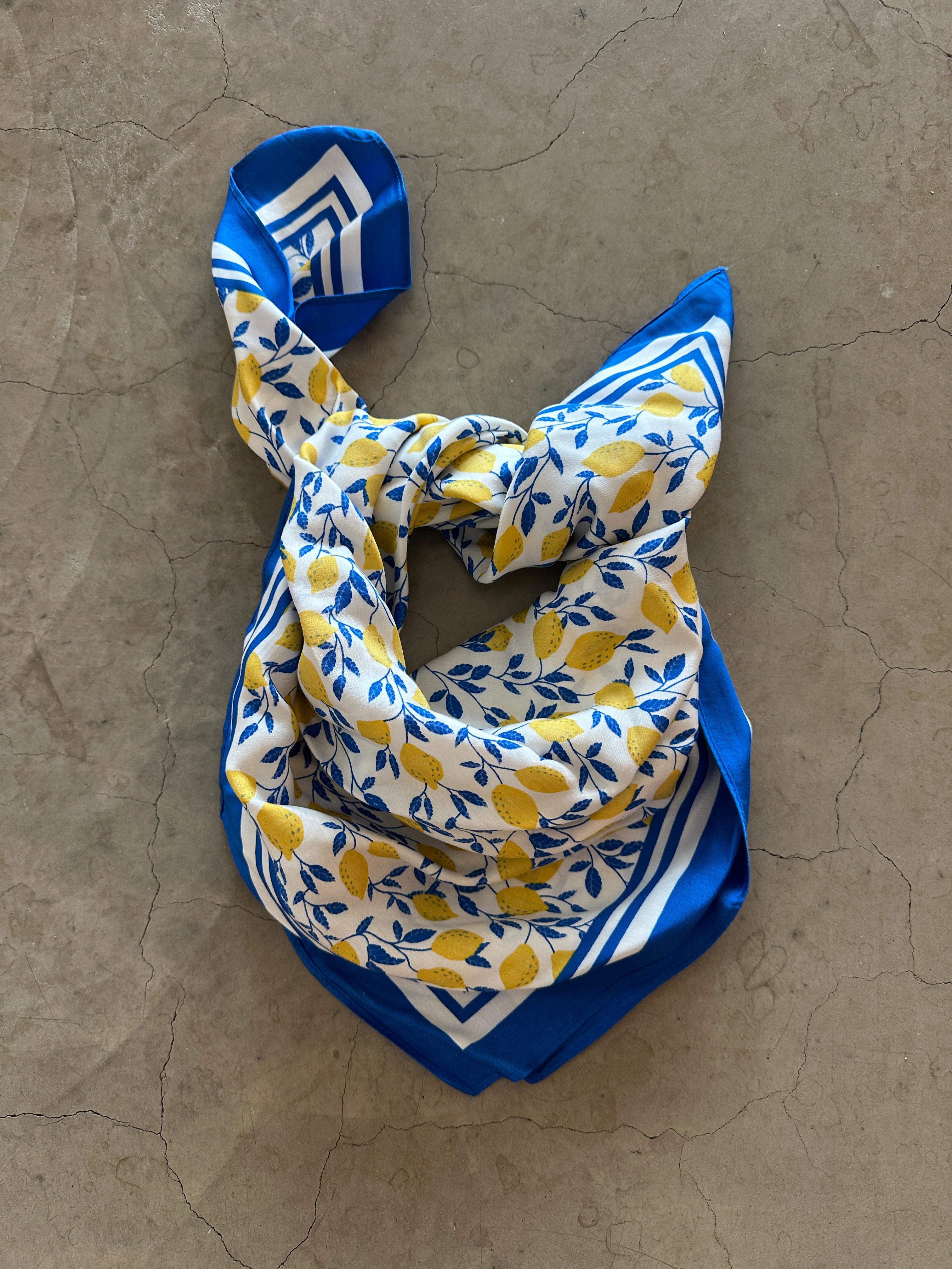 Pcjarina Square Scarf French Blue Lemons