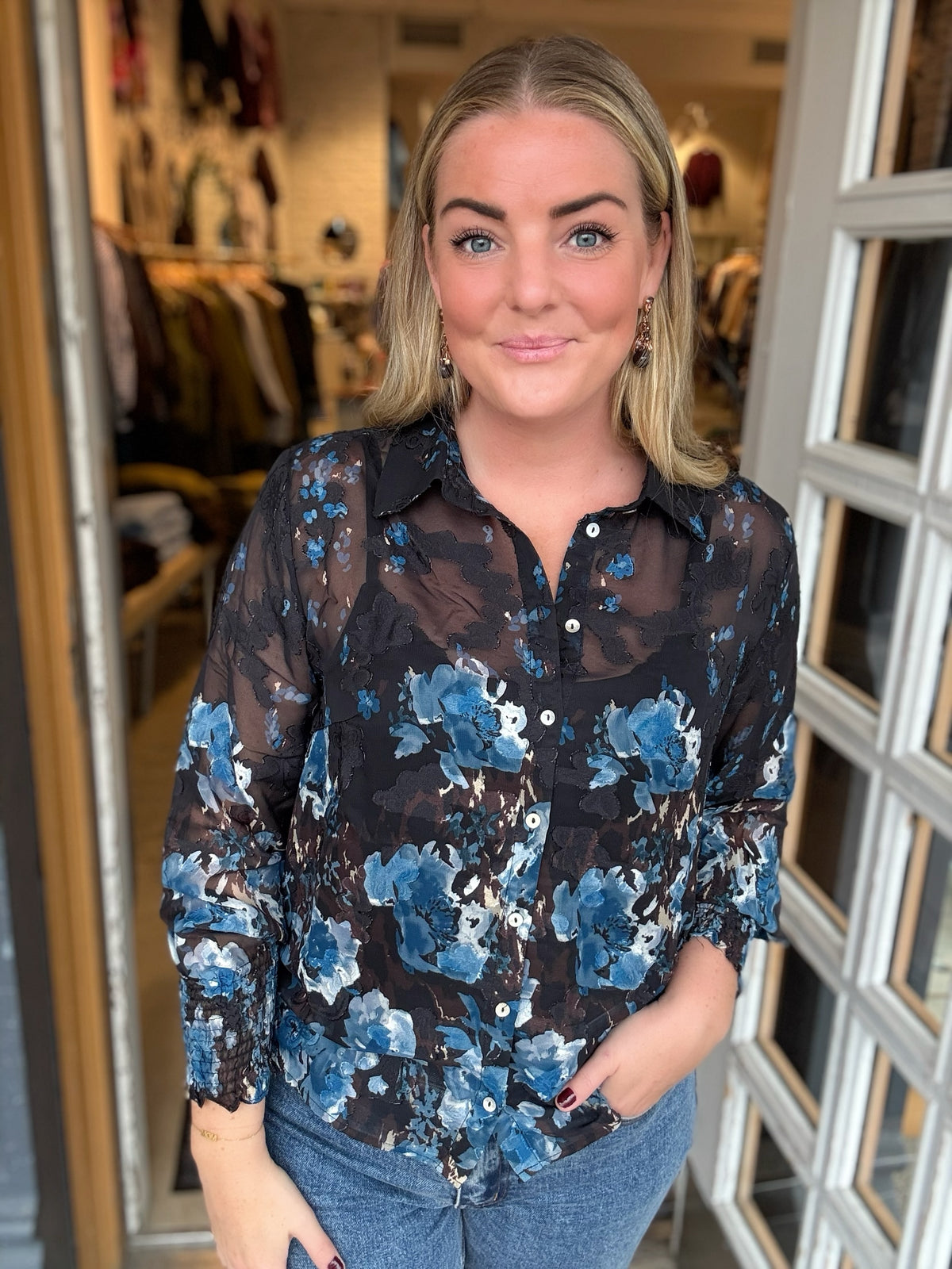 Vibse Shirt N Flower Border
