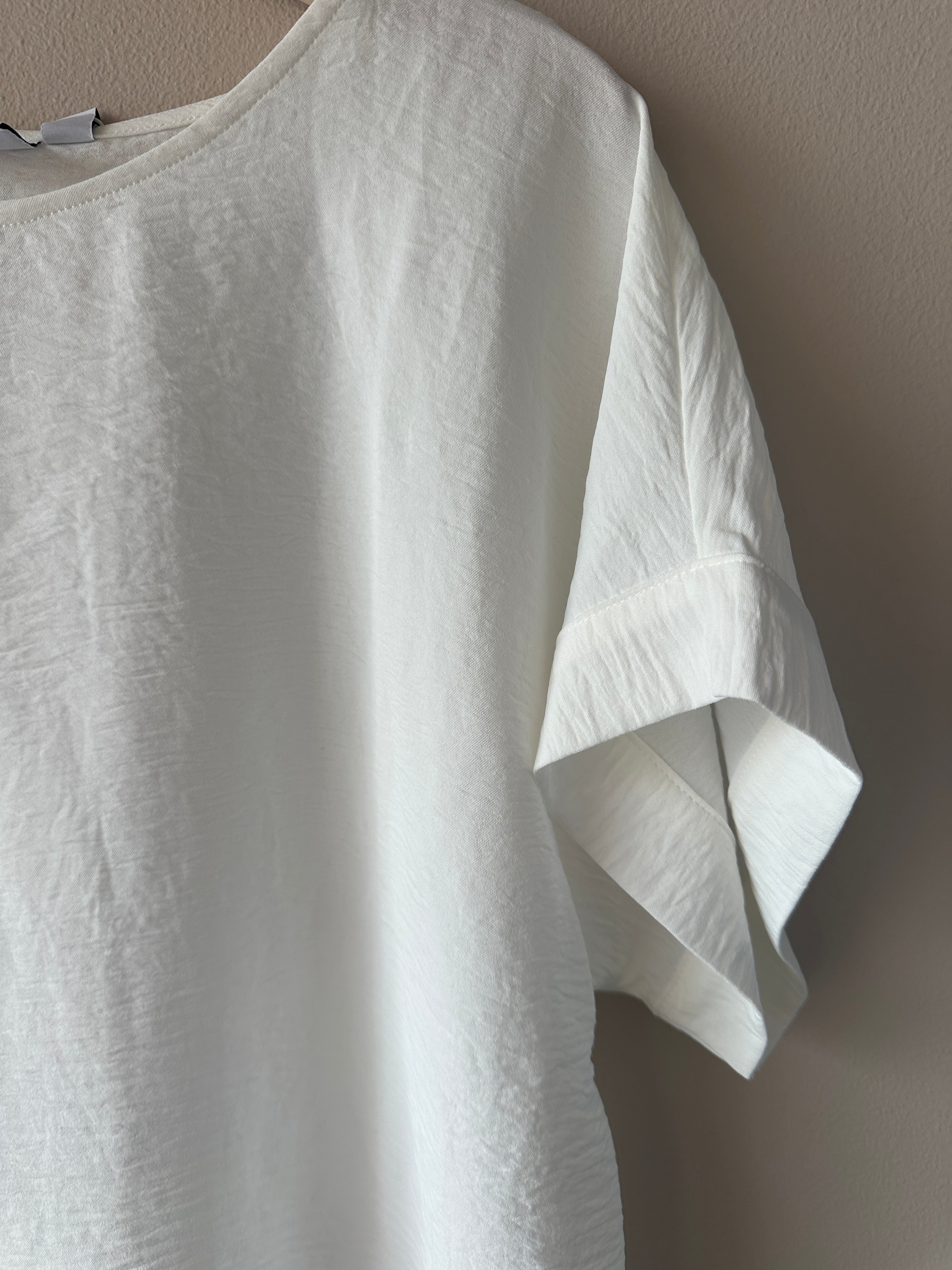 Vijosa Short Sleeve Top Snow White