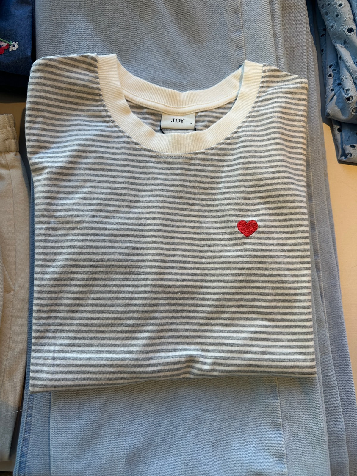 Jdypisa Short Sleeve Print Top Cloud Dancer Lgm Yd Stripes And Bs Heart