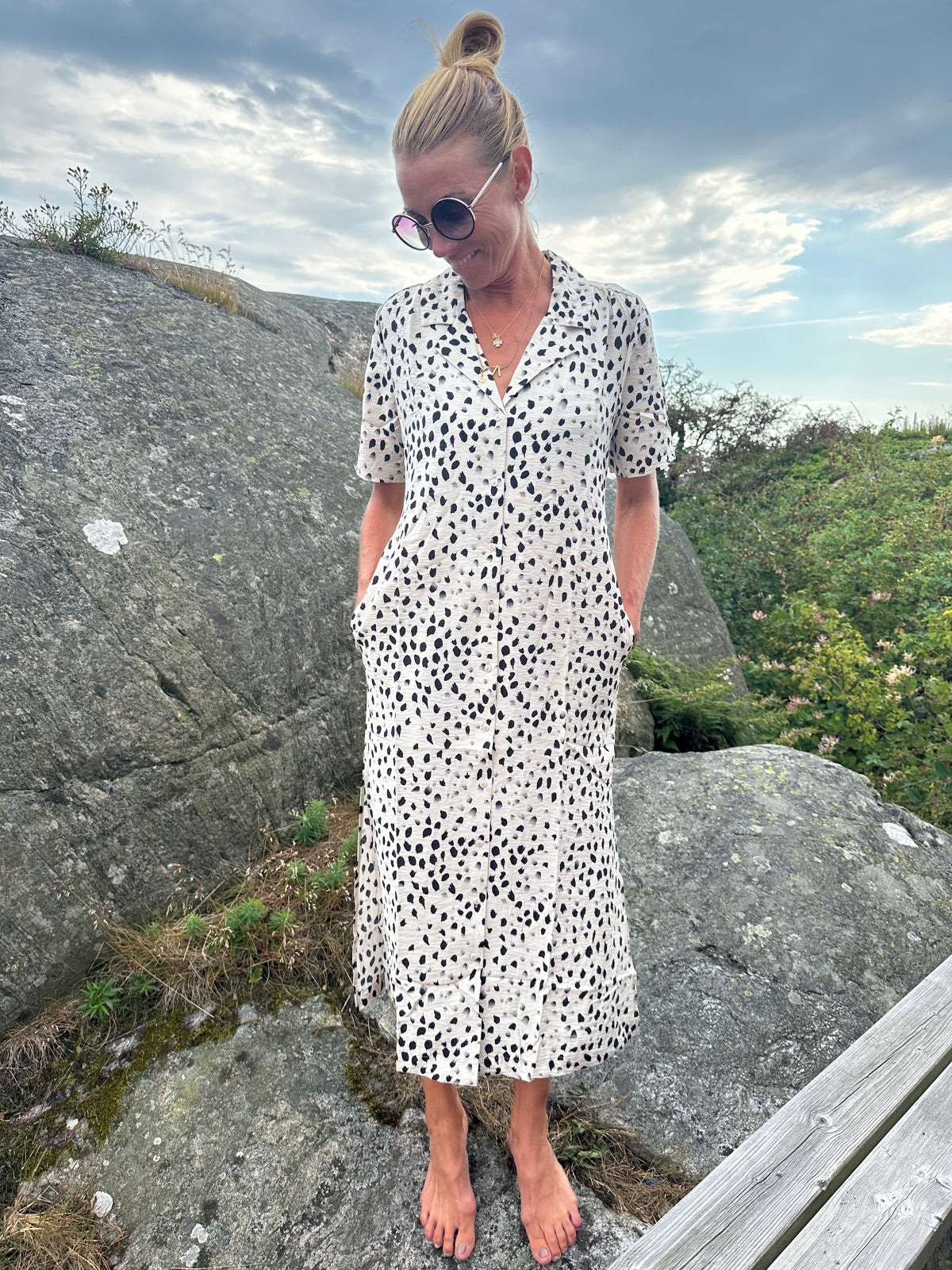 Jdytroya Life Midi Shirt Dress Dia Silver Lining  Black Distressed Dot