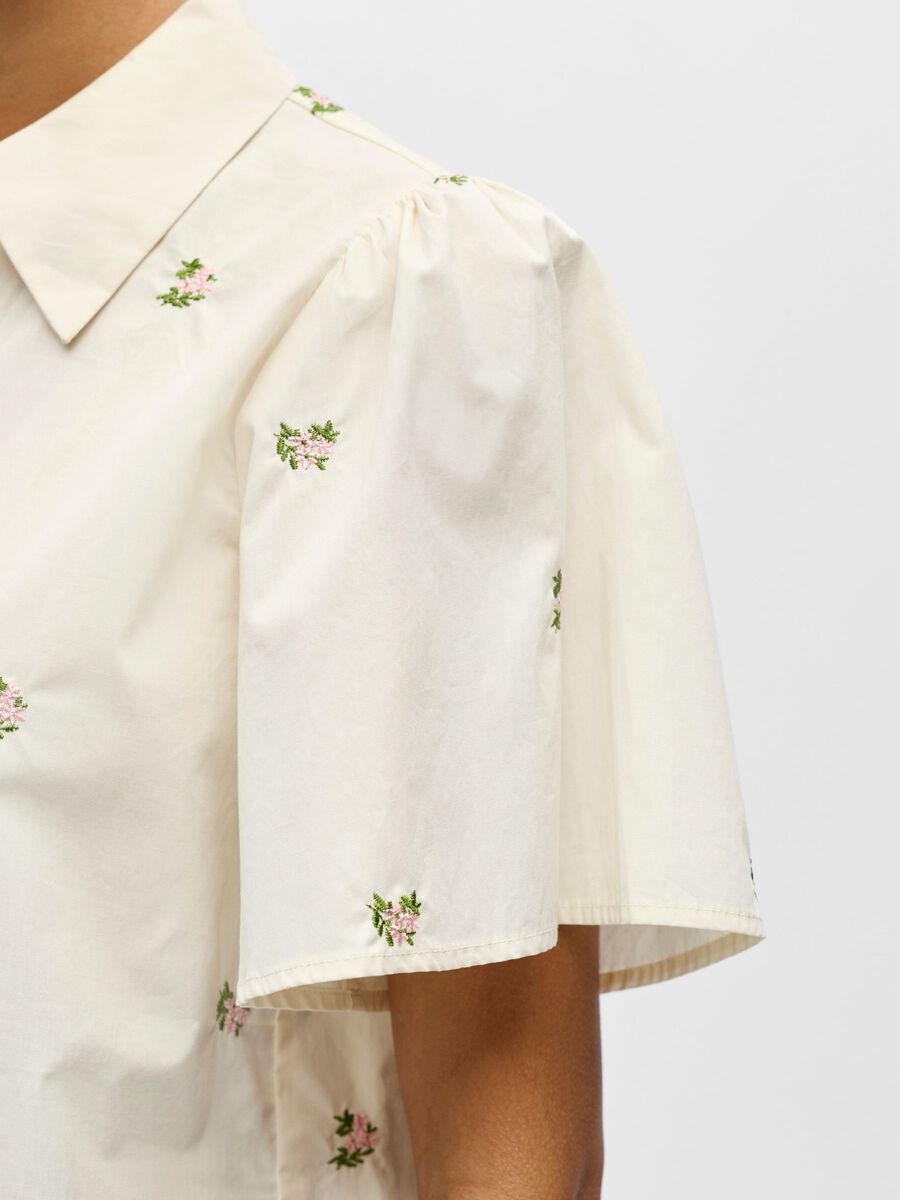 Objmolia Short Sleeve Re Shirt Cloud Dancer Emb Flower