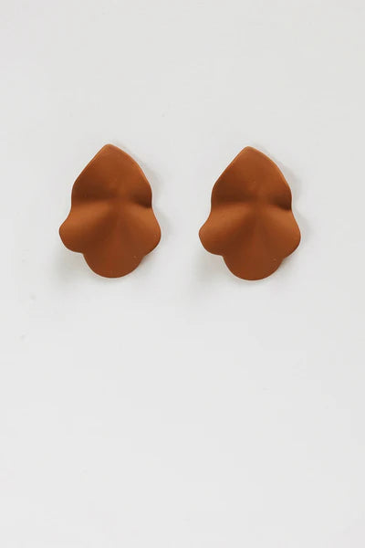 Lip Earrings Small Brown Matt