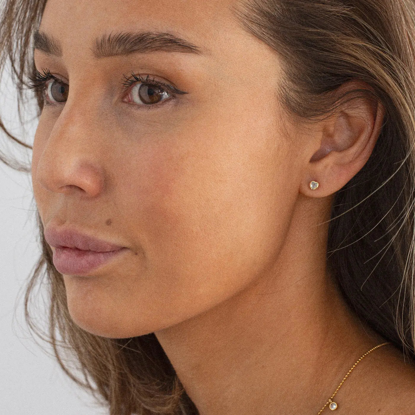 Gaya - Crystal Heart Stud Earrings - Gold