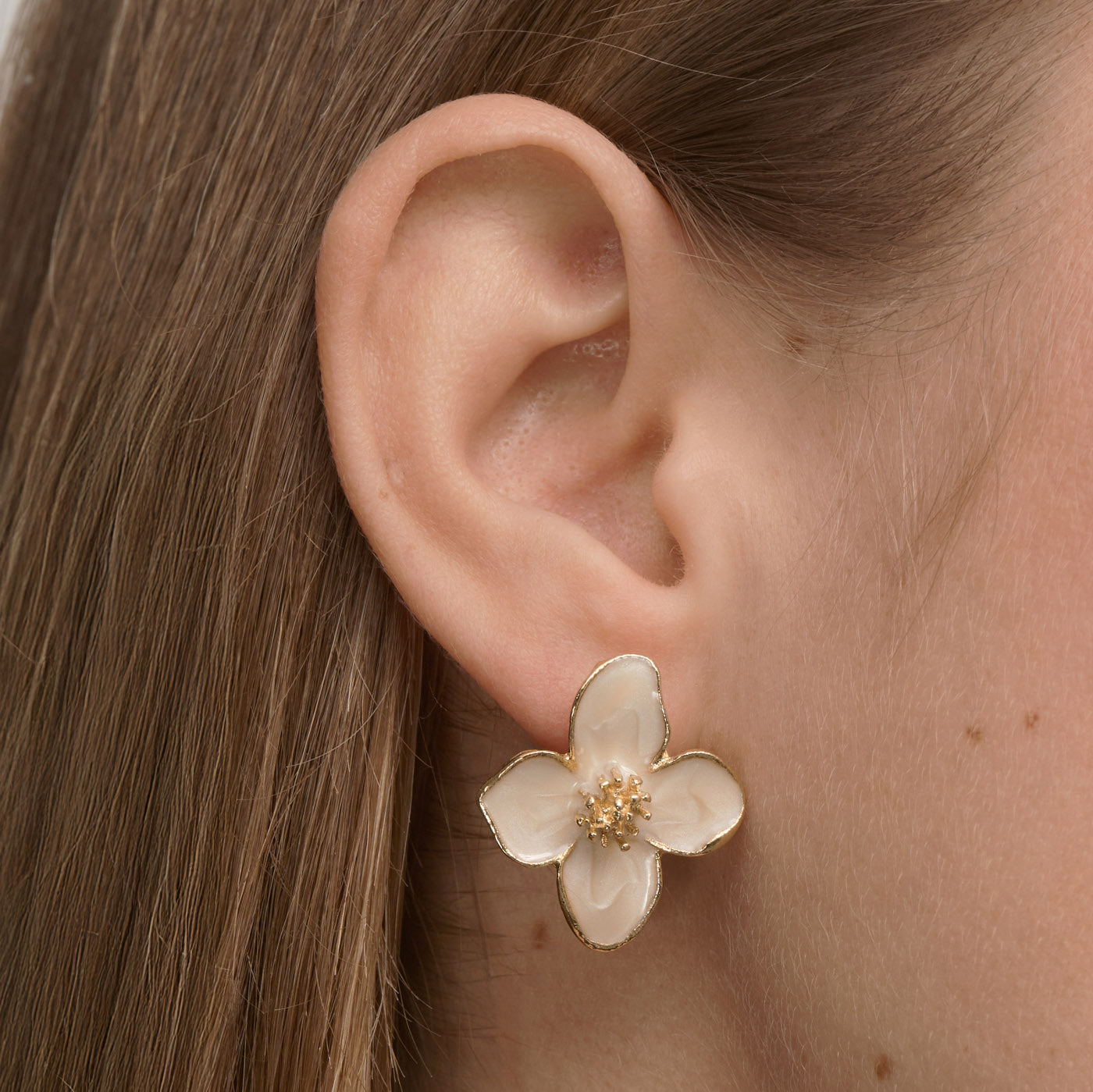 Alora - Flower Stud Earrings - Gold