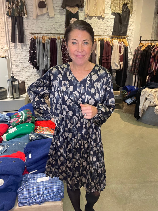 Bitten Pleat Dress A Blue Mood