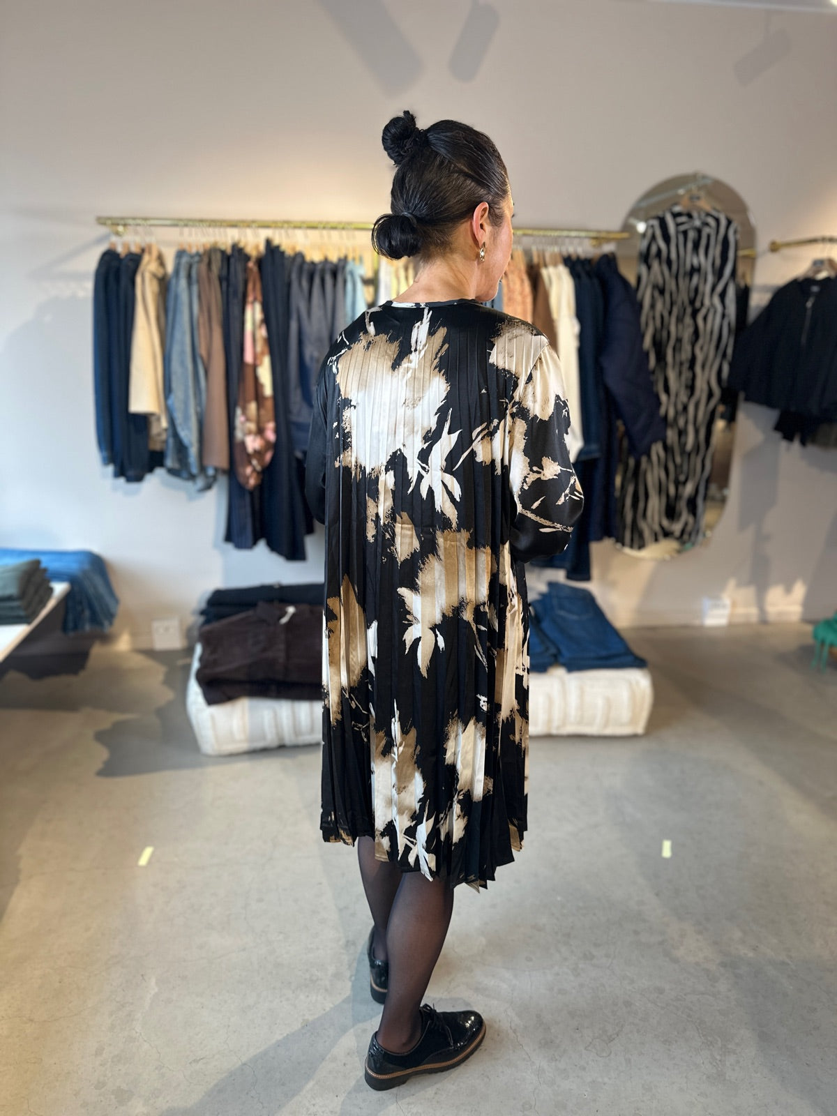 Bitten Pleat Dress N Golden Dream