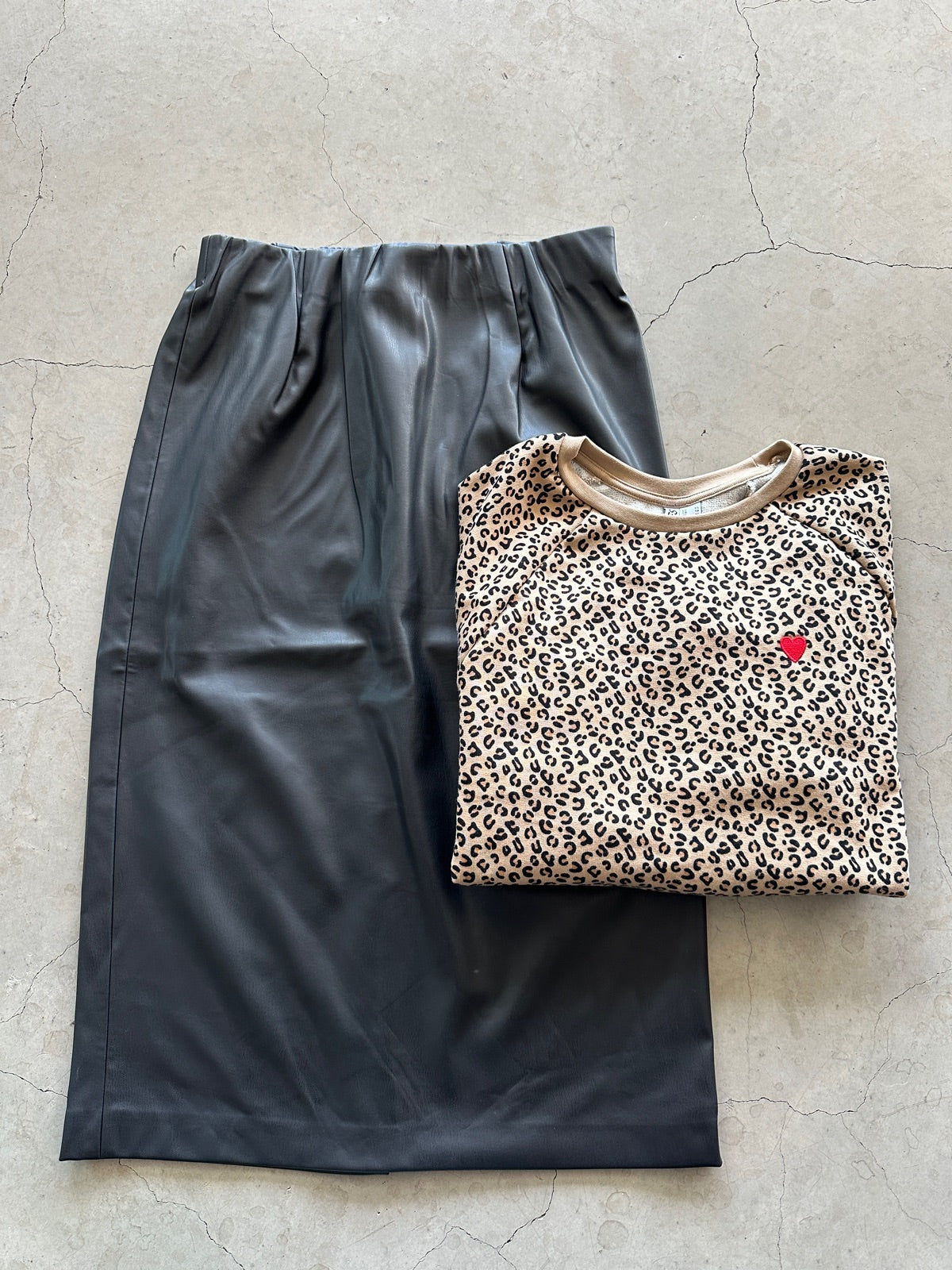 Dowiesz Mid Skirt Black