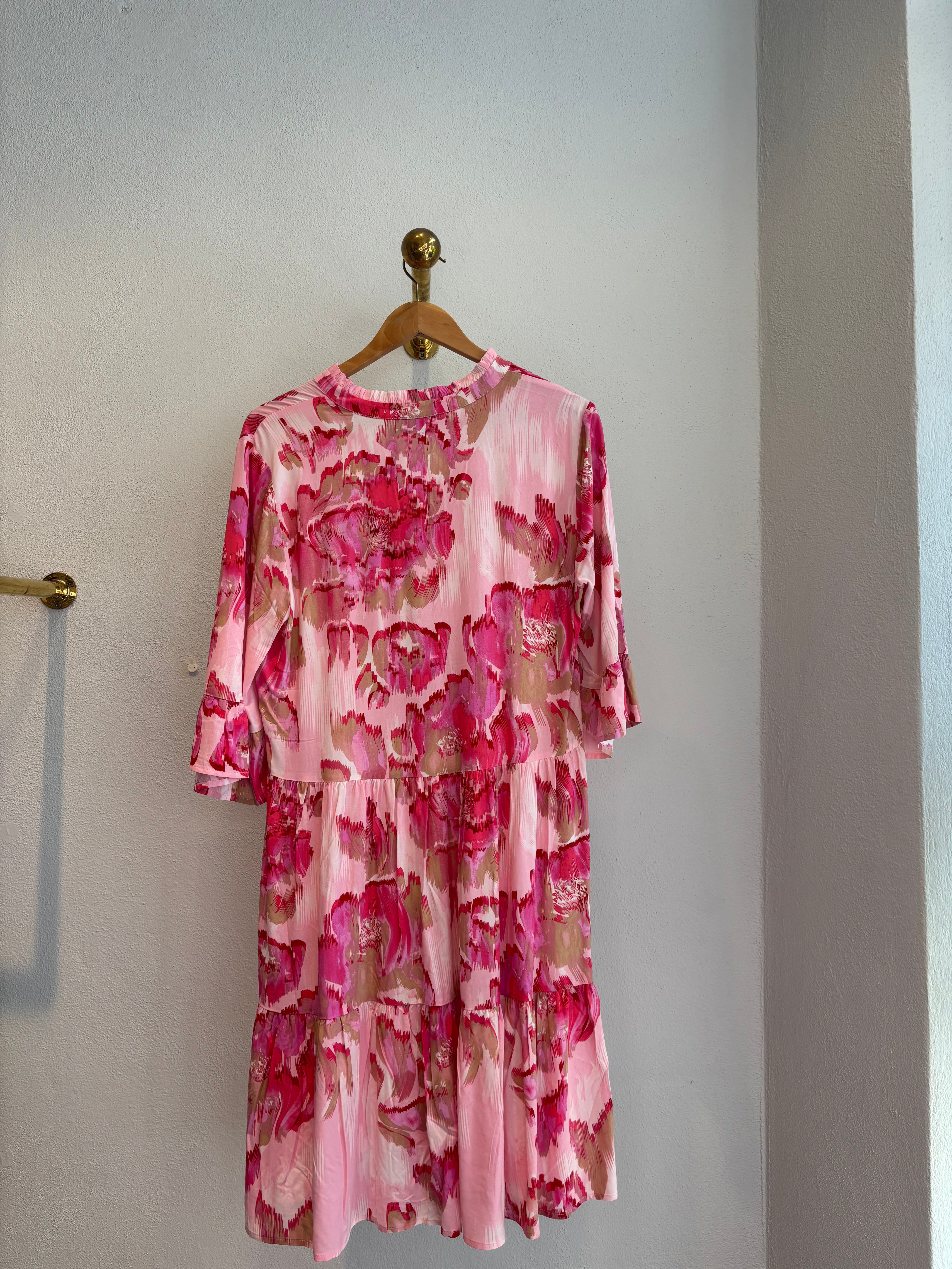 Eda Dress Poppy Shaded Flower