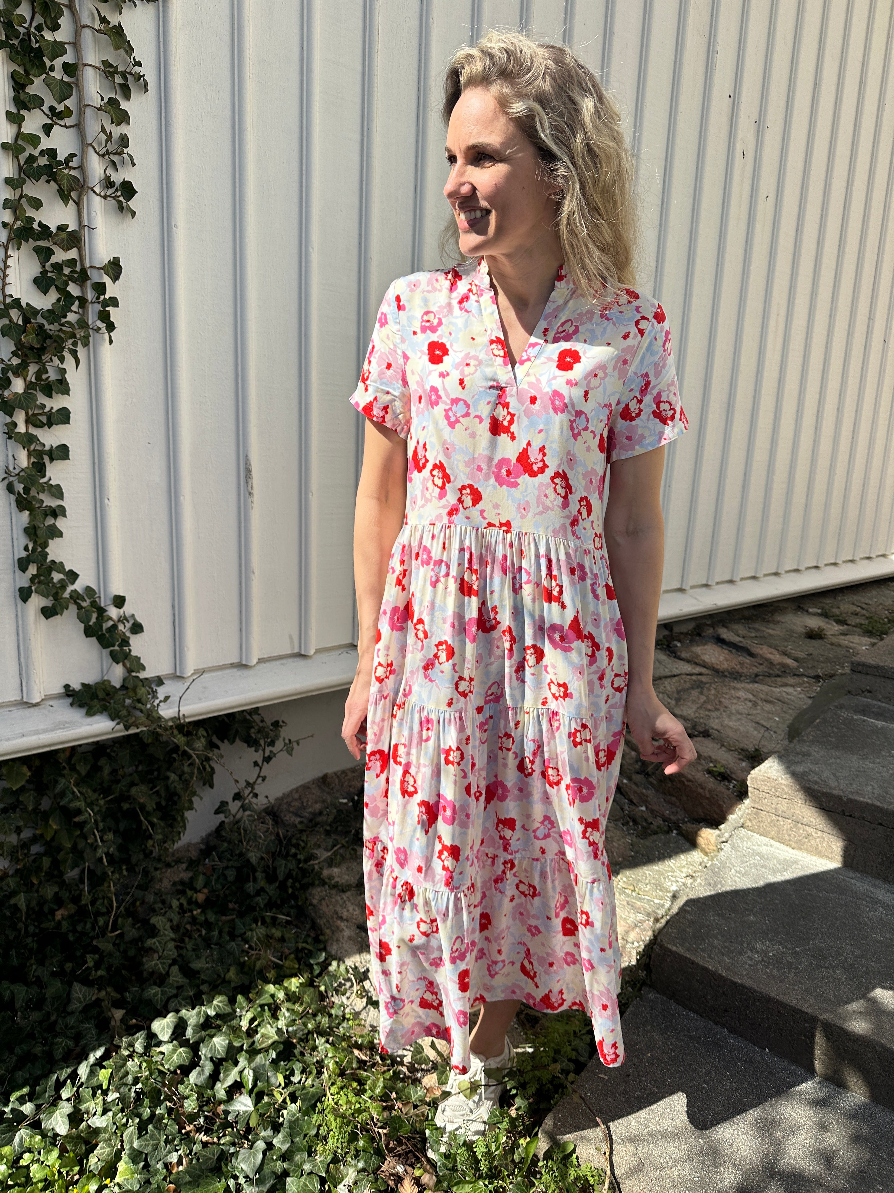 Eda Maxi Dress Multi Soft Flores