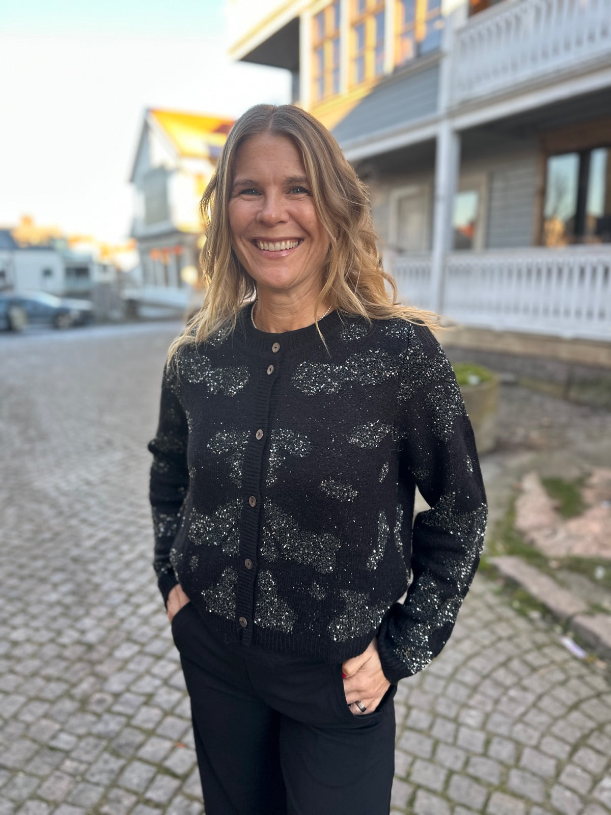 Halimasz Cardigan Black