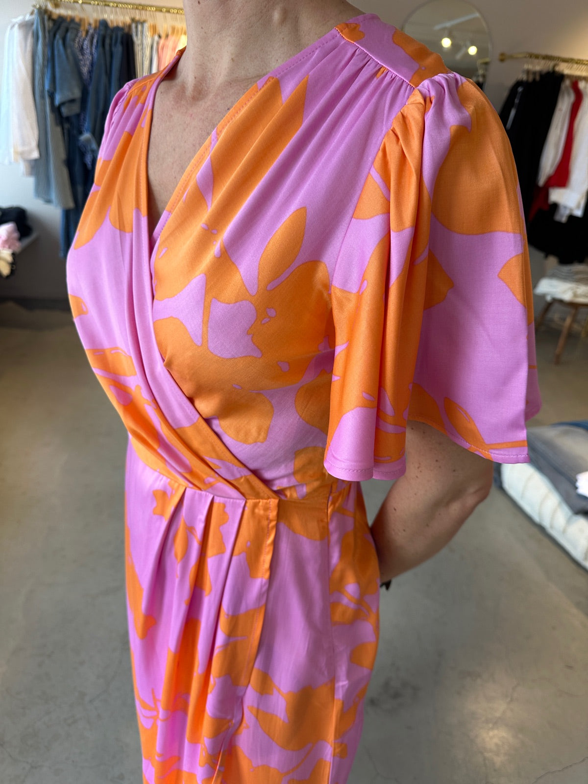 Vinakita V Neck Wrap Midi Dress Lilac Chiffon Oranger Flower