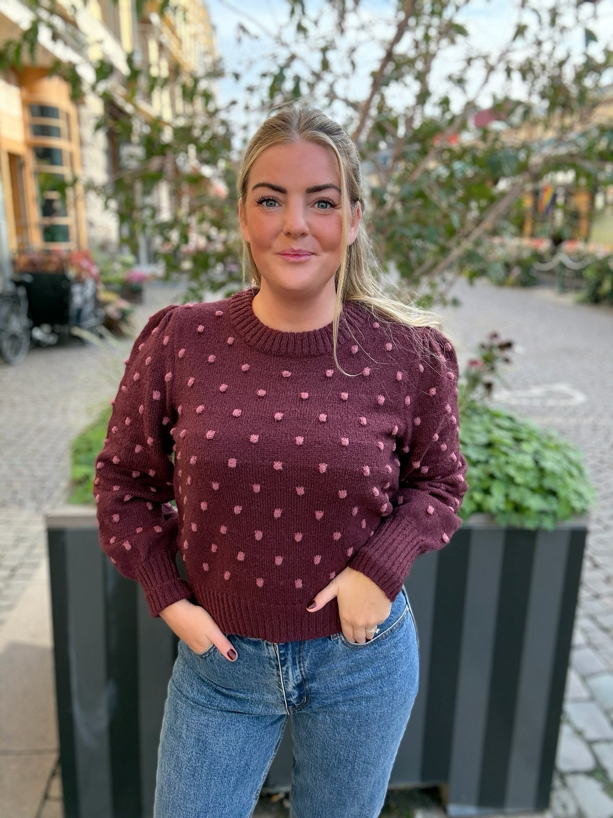 Jdysigrid Life Long Sleeve On Puff Pull Windsor Wine W Deco Rose Dots