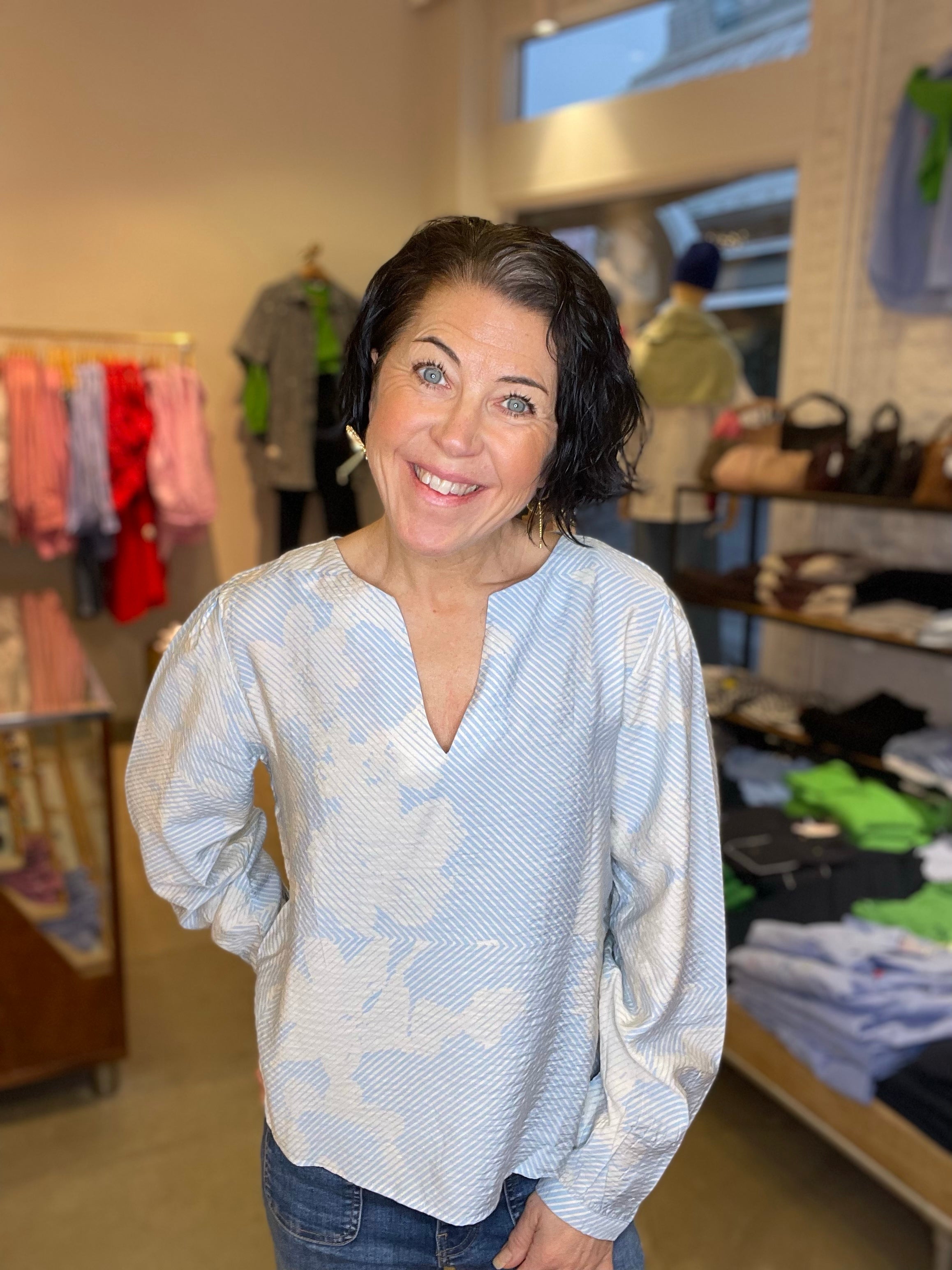 Jdytroya May Life Long Sleeve Top Dia Powder Blue  Graphic Creme