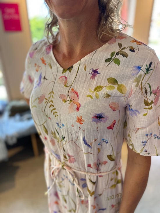 Jdyviola Midi Dress Pristine Garden Flower