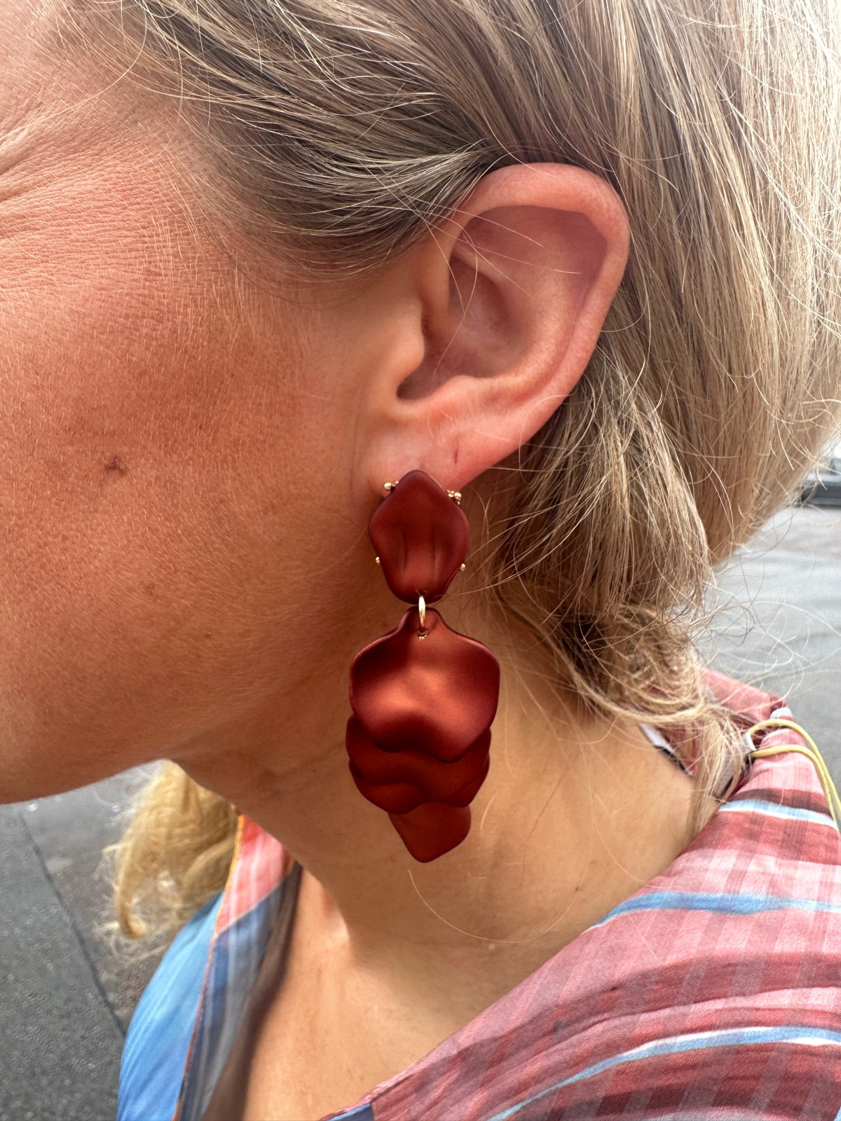 Leaf Earrings Metallic