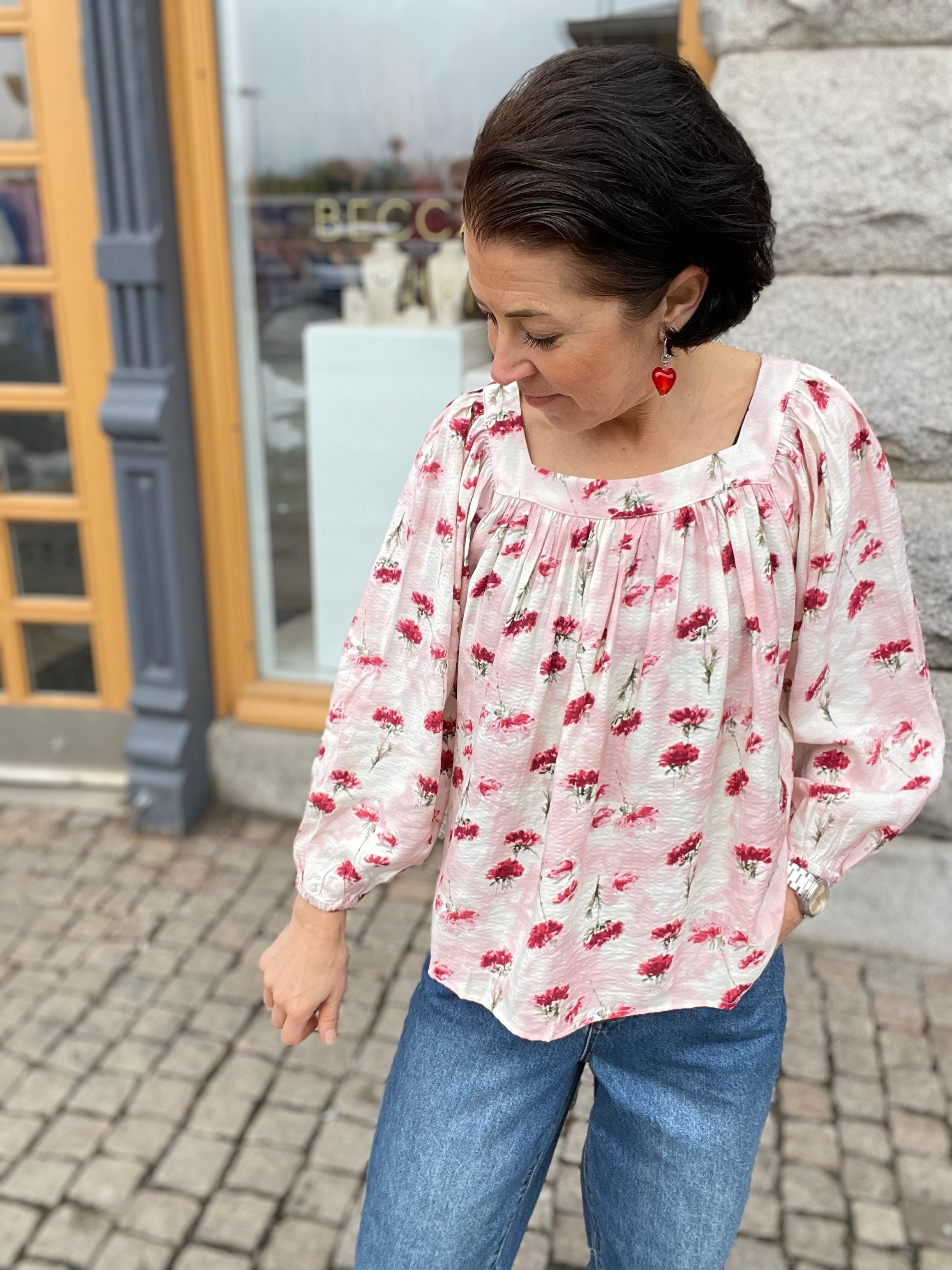 Manny Blouse  Romance