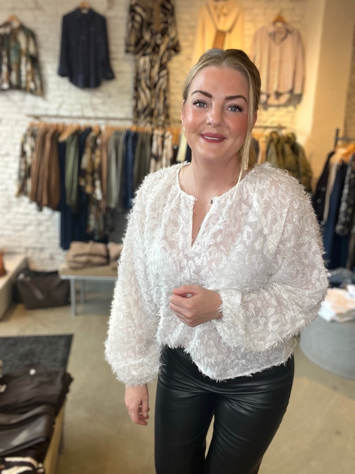 Nilsinesz Blouse Ice