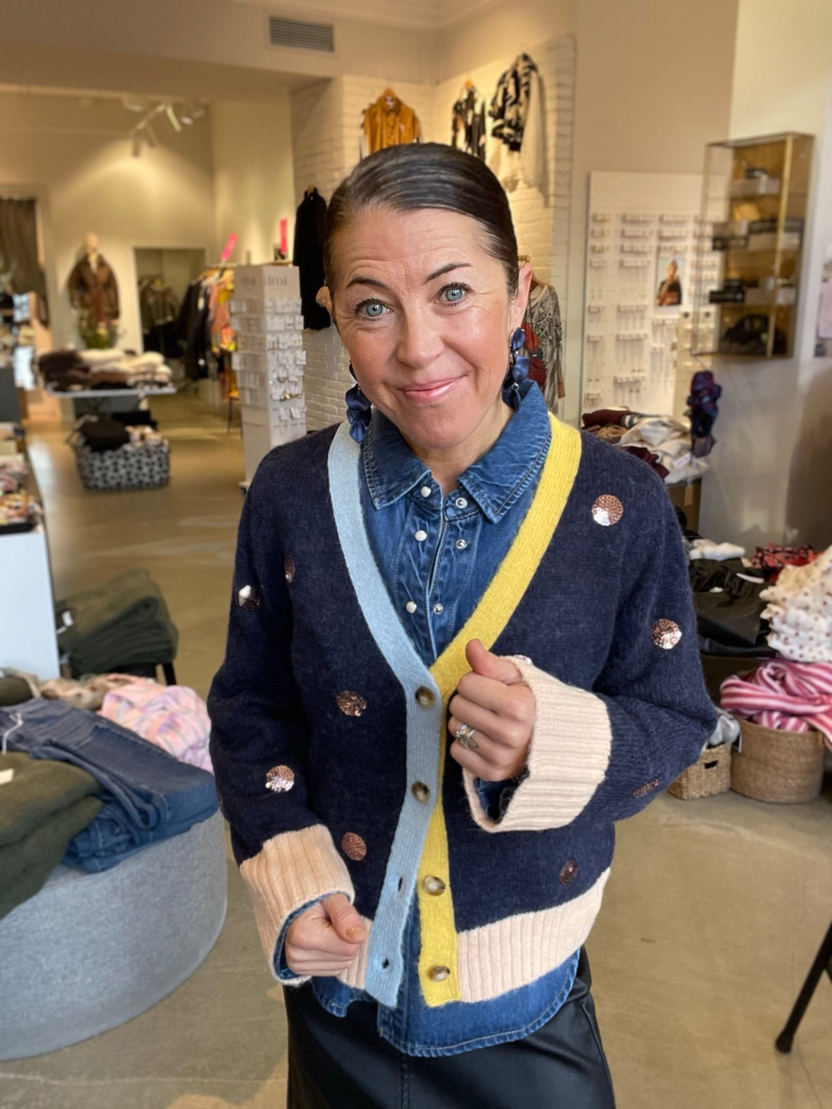 Nuatmy Cardigan Dark Sapphire