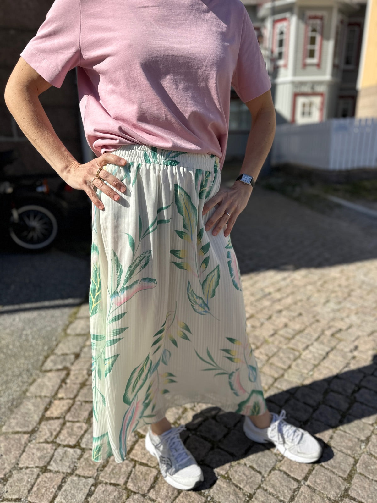 Nuwivian Skirt Pristine