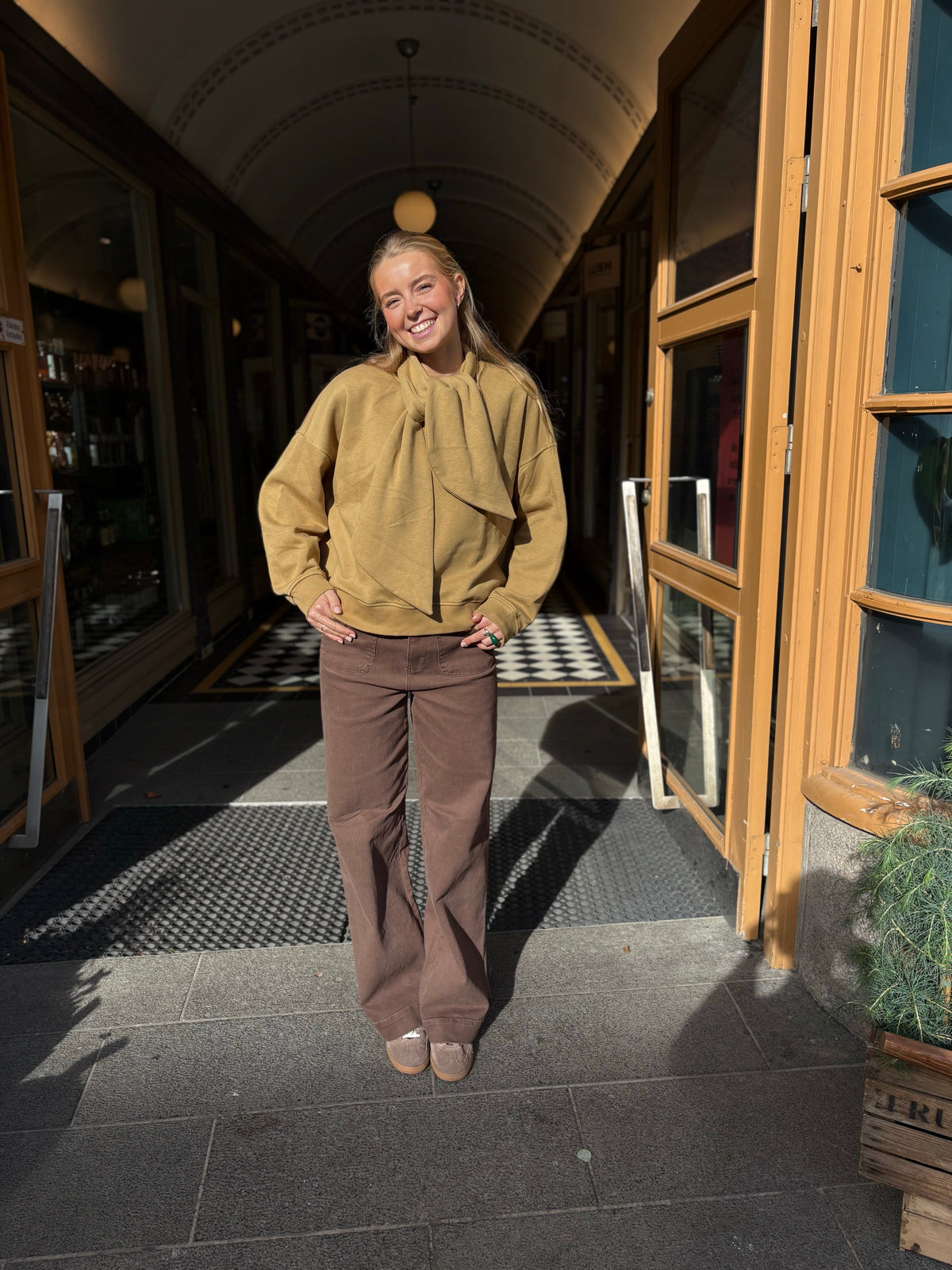 Objarina Long Sleeve Oz Tie Sweatshirt Fennel Seed