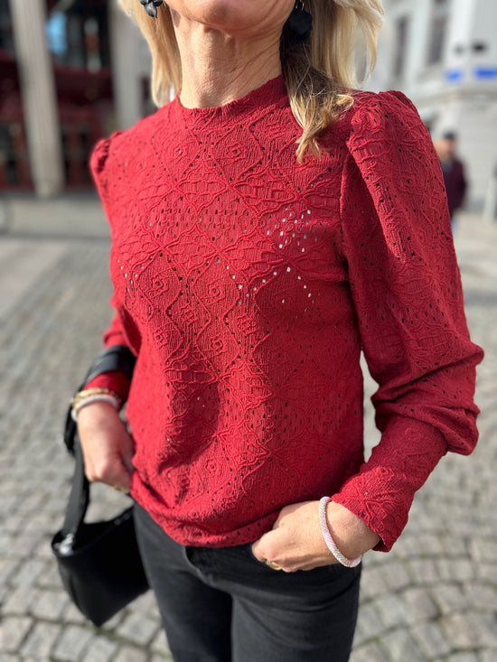 Objfeodora Long Sleeve Top Red Dahlia Col