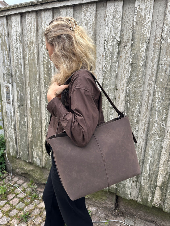 Objgael Medium Bag Seal Brown