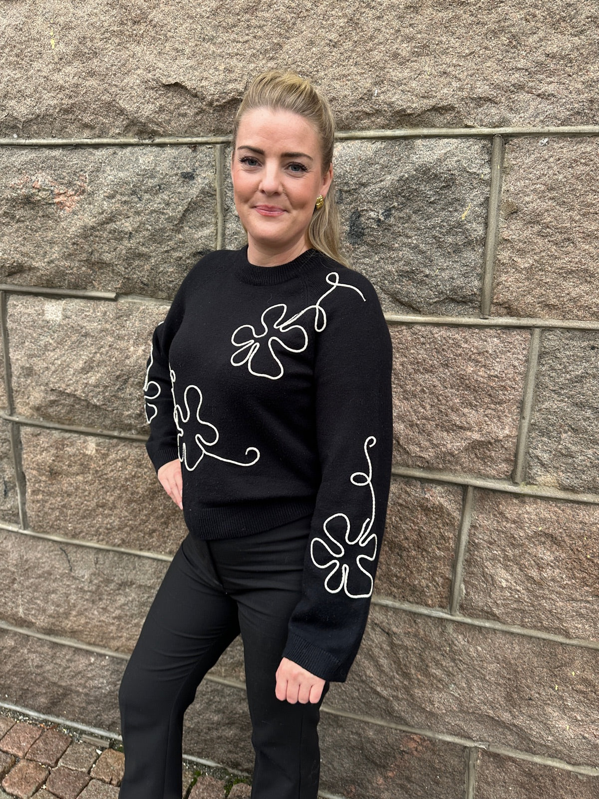 Objlaney Rubin Long Sleeve Pullover Black Sandshell New Floral