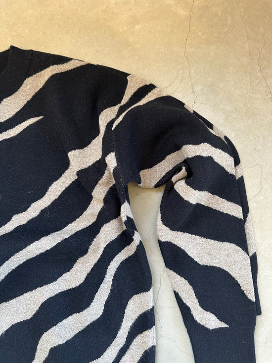 Objray Lo Long Sleeve Knit Pullover Black Desert Taupe Tiger Graphic