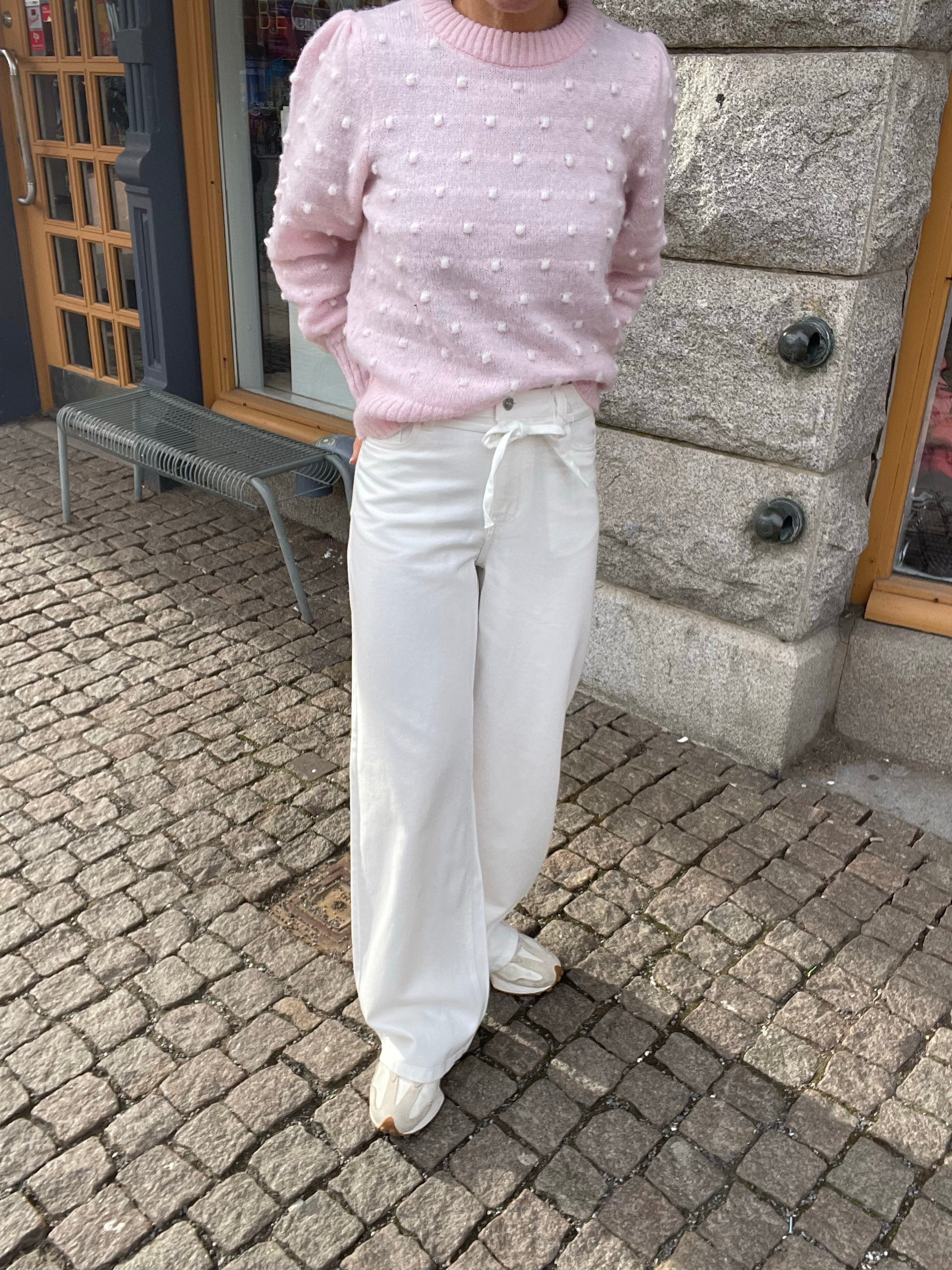 Vida vita jeans med knytband i midjan