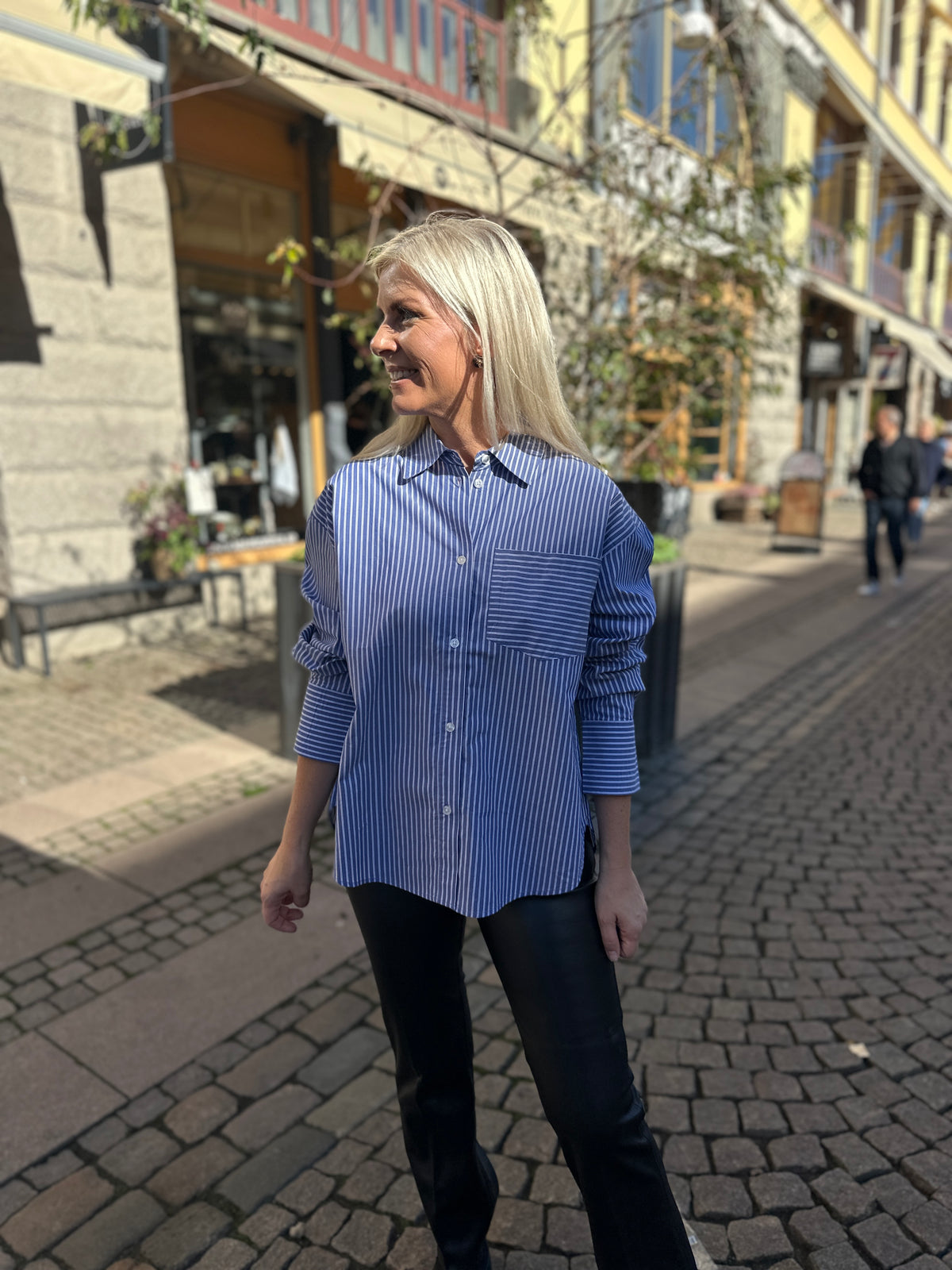 Objzila Long Sleeve Re Shirt Clematis Blue White