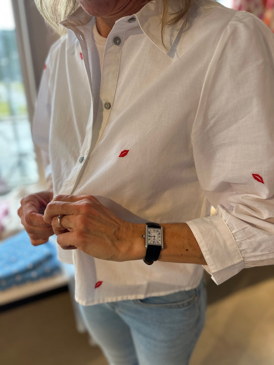 Onlcandy Cropped Shirt Bright White Emb High Risk Red Lips