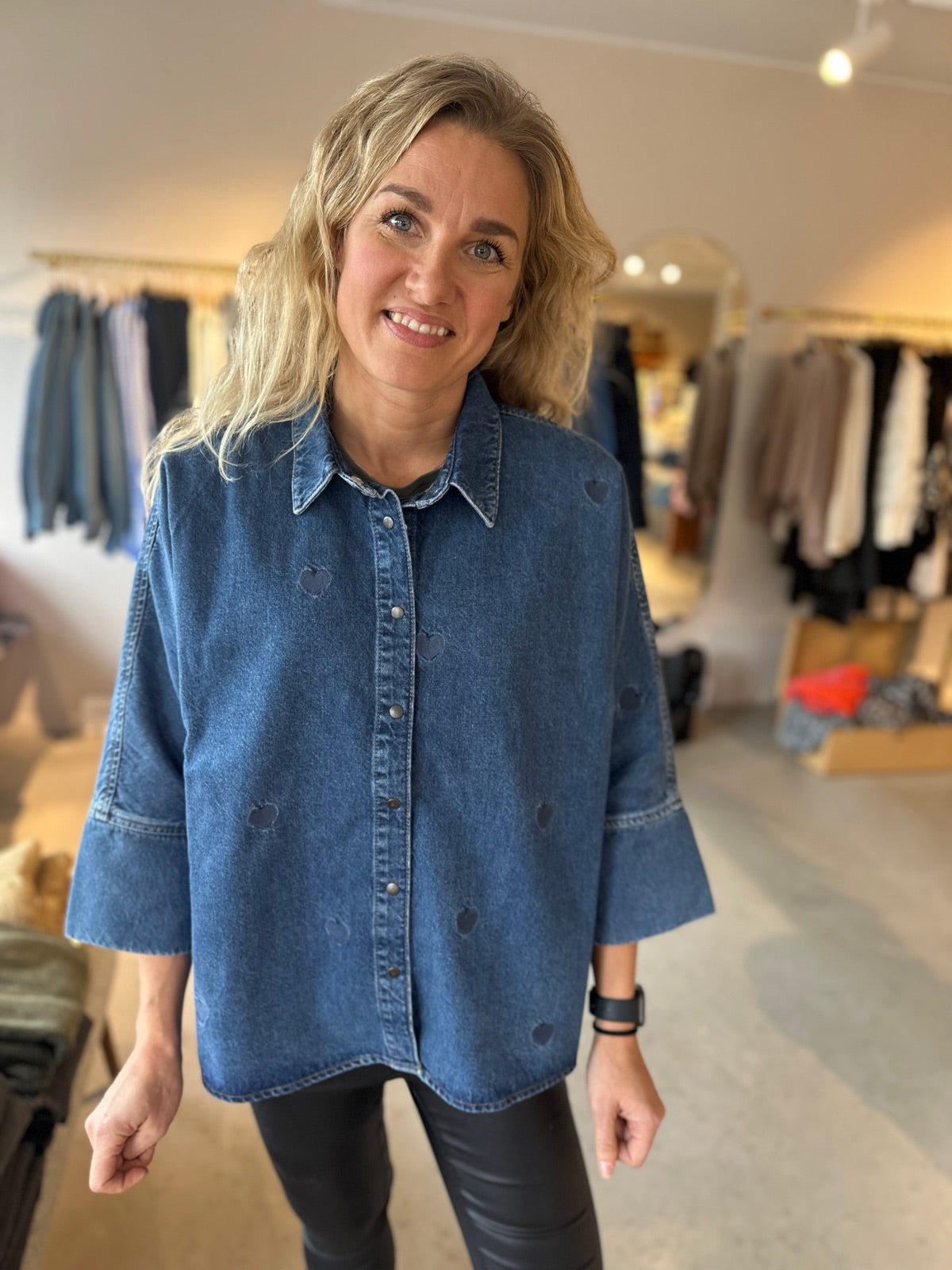 Onlgrace Heart Emb Shirt Medium Blue Denim Heart Emb