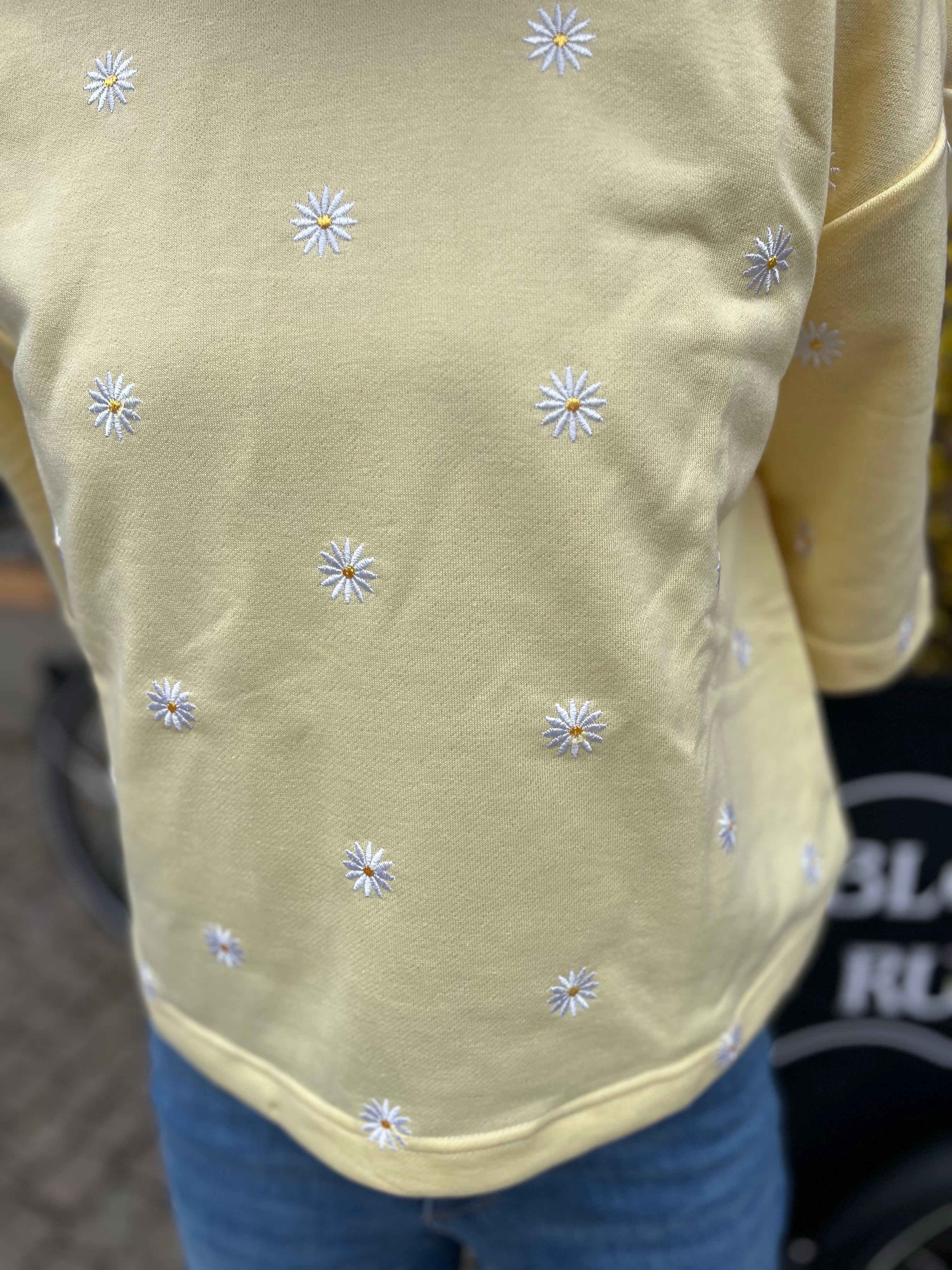 Onlluna O Neck Ub Sunlight Small Ditsy Cloud