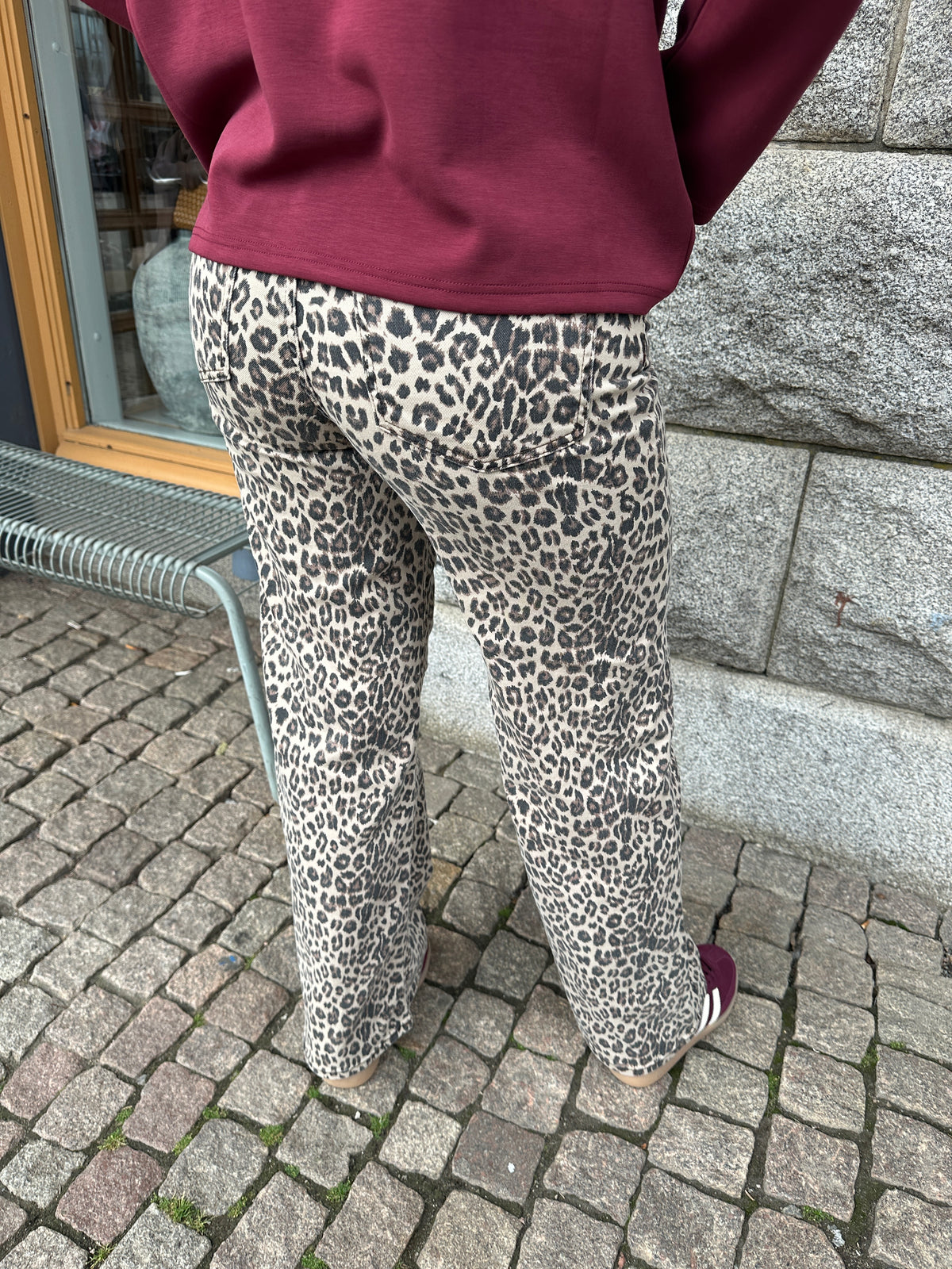 Onlmadison Blush Hw Leo Wide Washed Black Leo