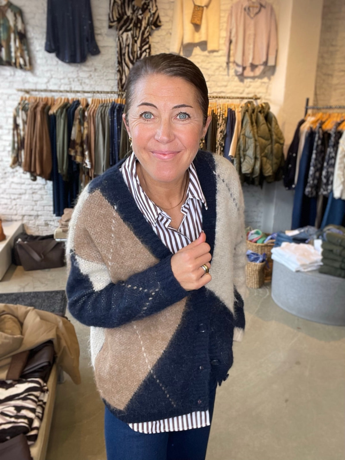 Onlnoeme Jq Long Sleeve Life Cardi V Neck Night Sky Cocoa Crmebiscotti Melange
