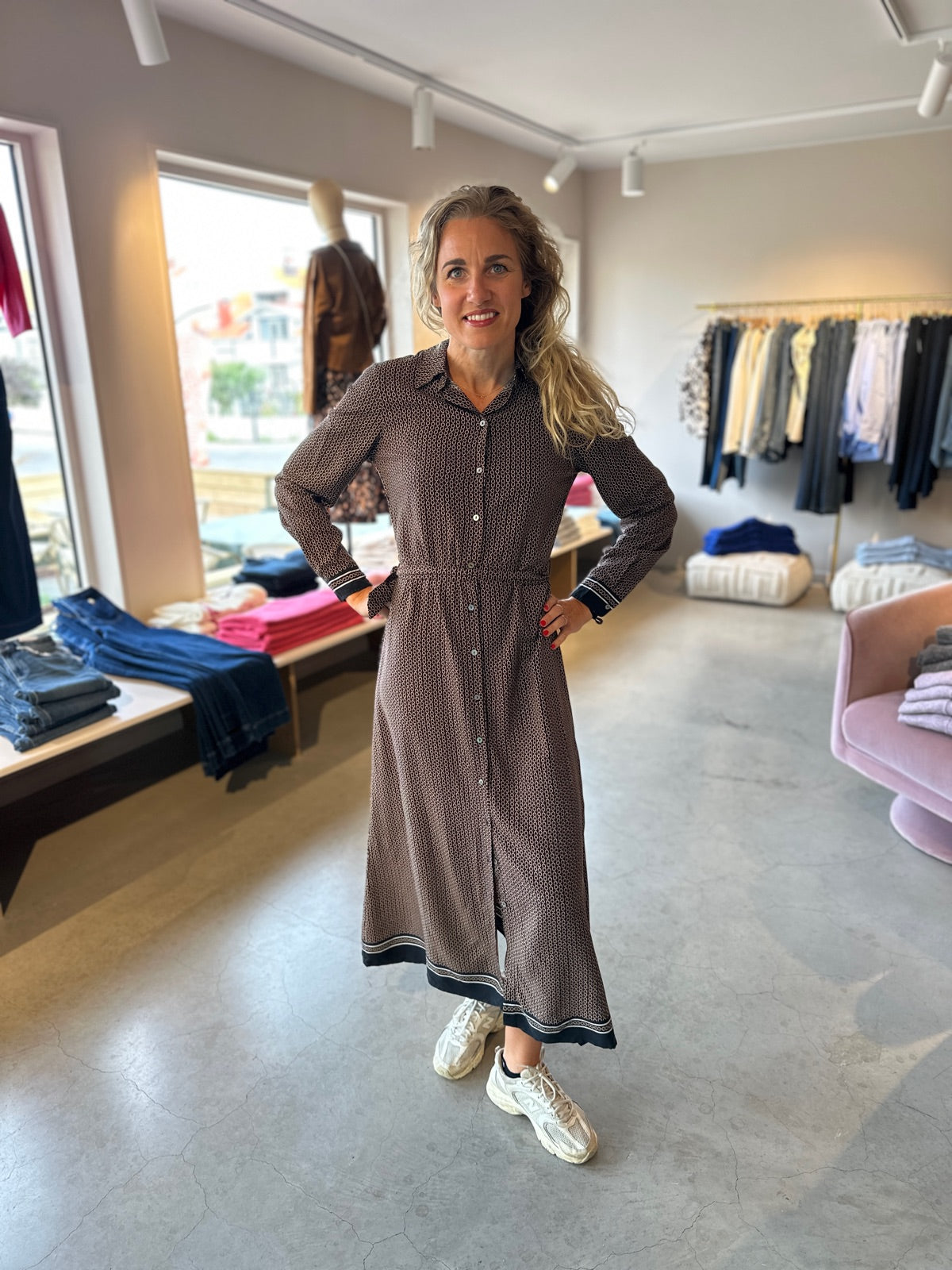 Onlveda Border Long Sleeve Long Dress Black Border Chain