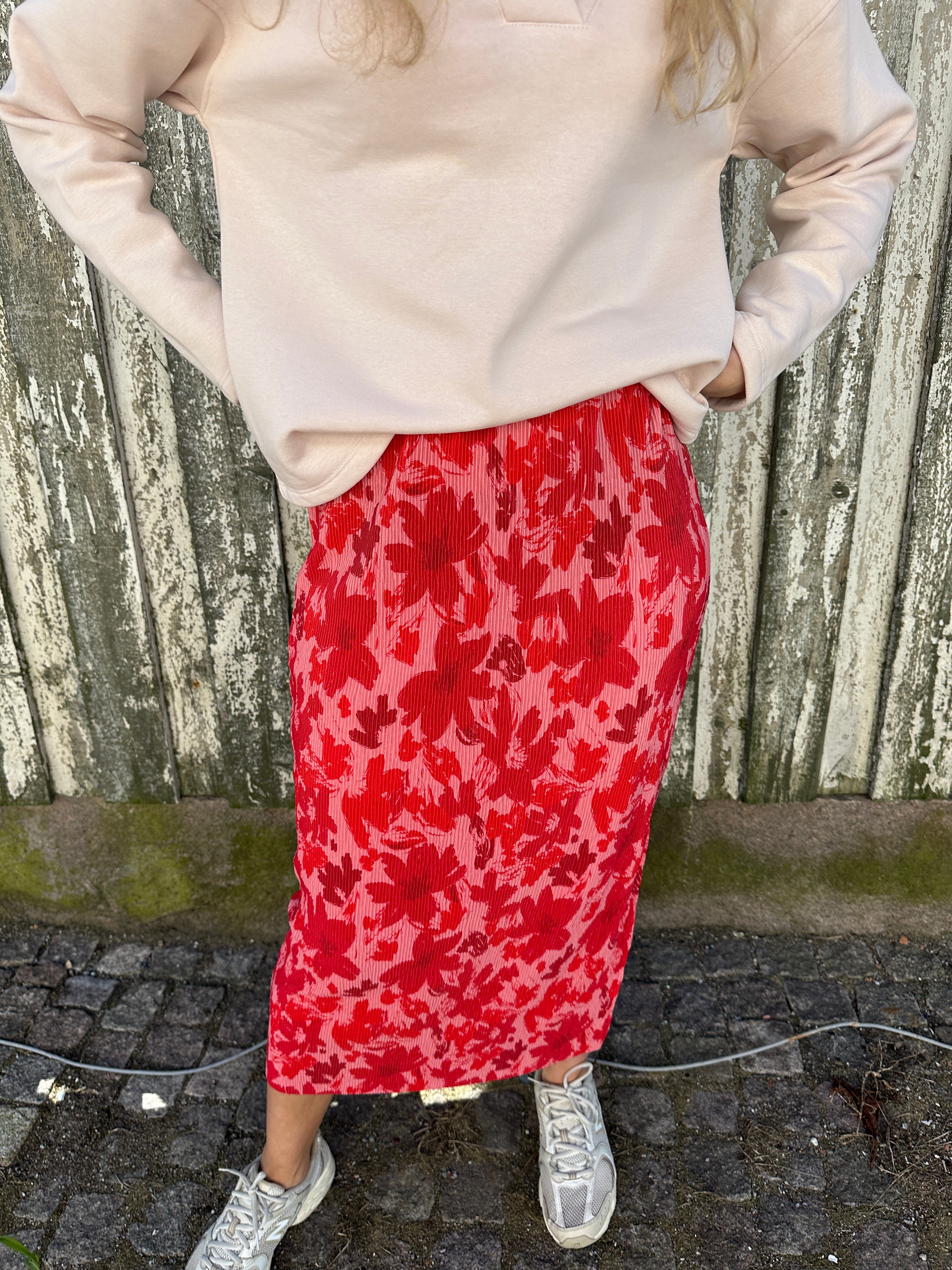 Pcflora Skirt Red Flowers