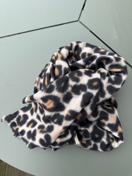 Pcjorna Long Scarf Black Leo