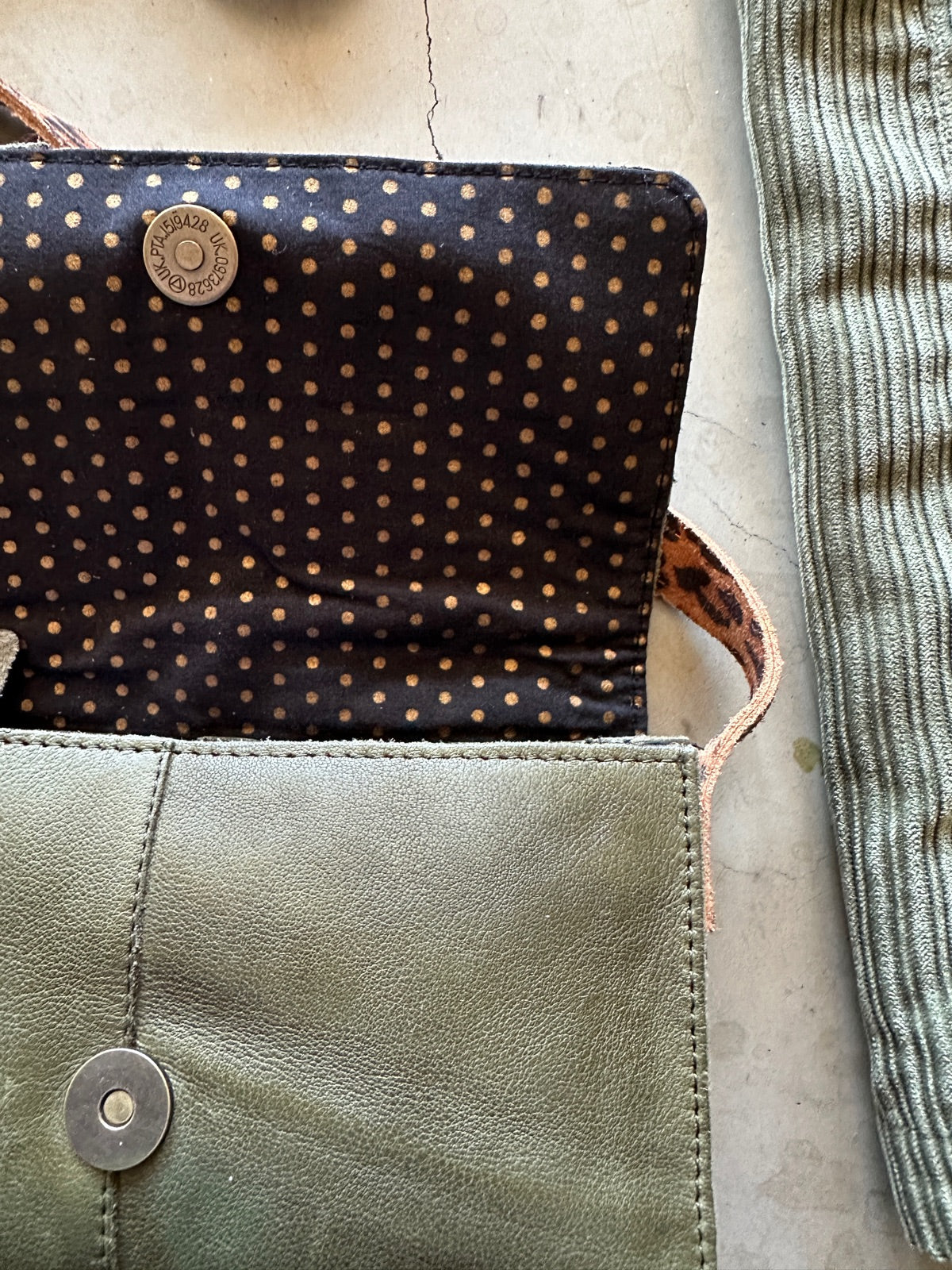 Pcjune Leather Cross Body Moss