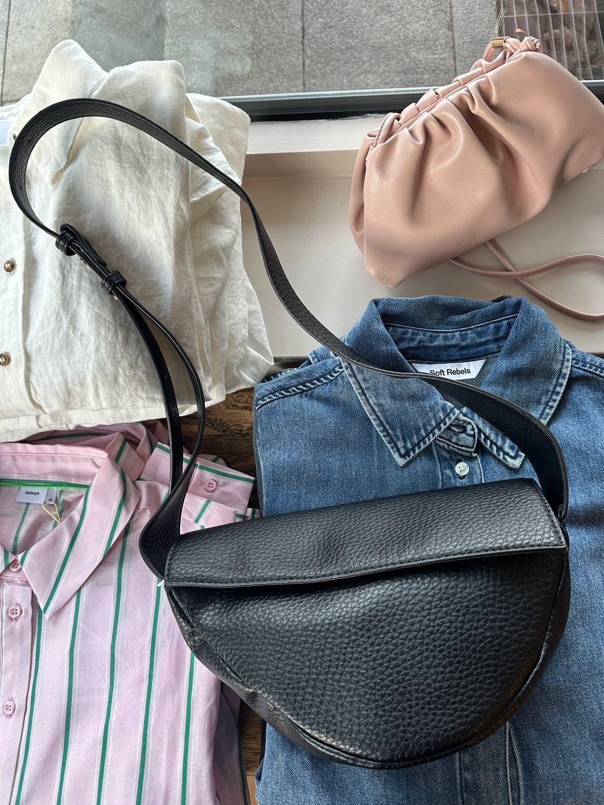 Pcrillo Cross Body Black